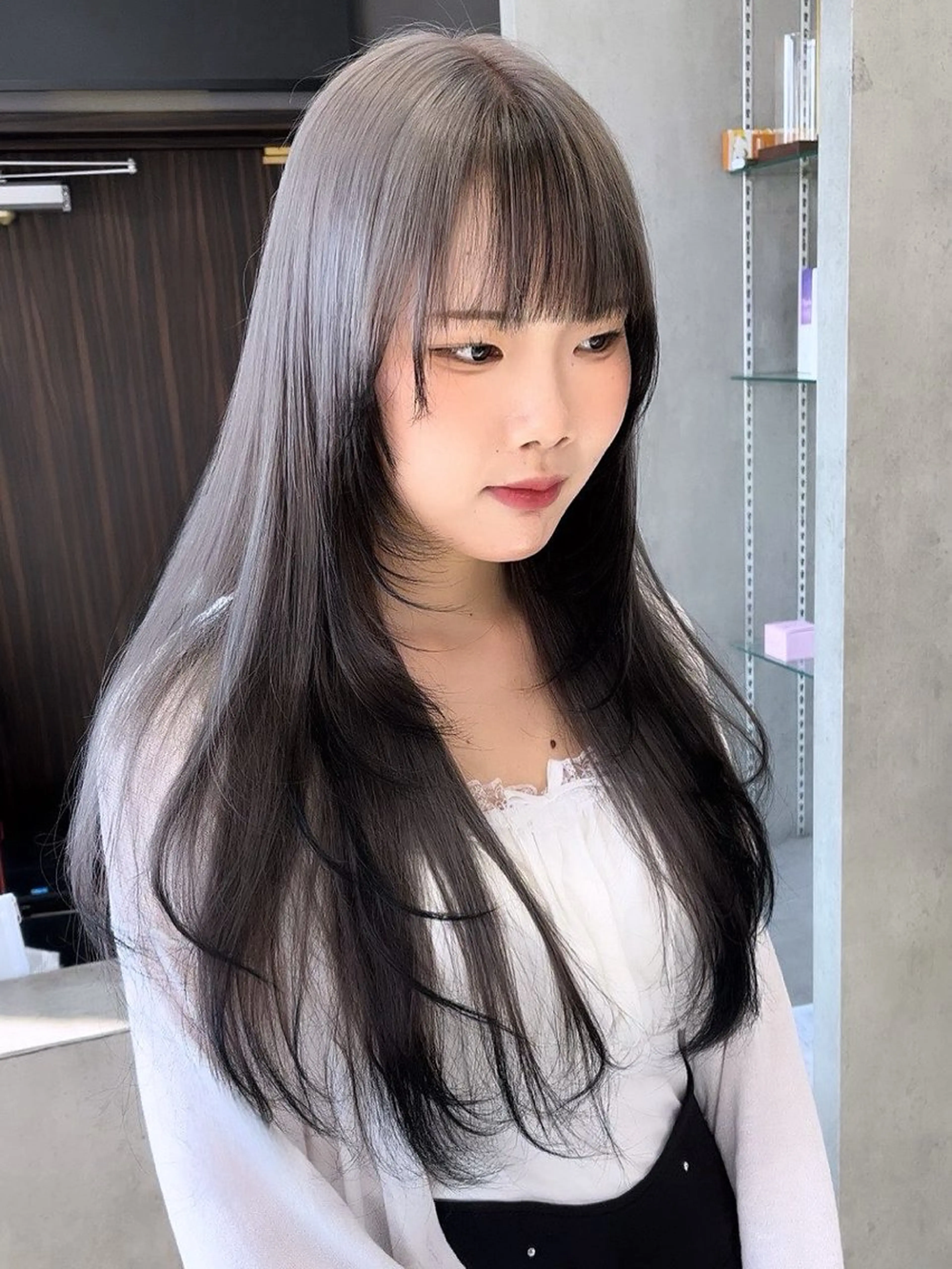 カラー ユイ☆ハイトーン ☆ブリーチデザインのヘアスタイル