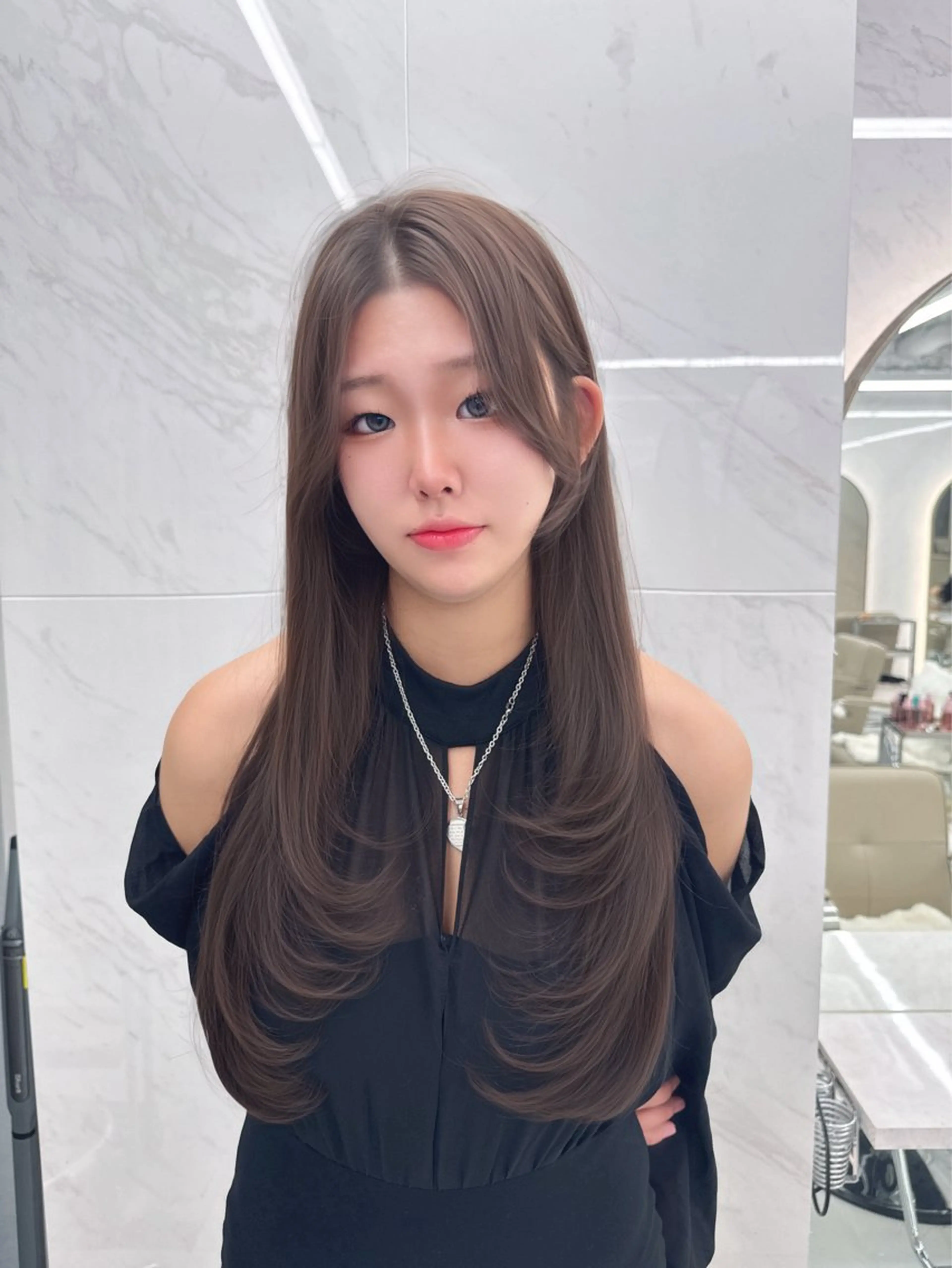 ロング のり🐼顔まわり/ 韓国/レイヤーカットのヘアスタイル