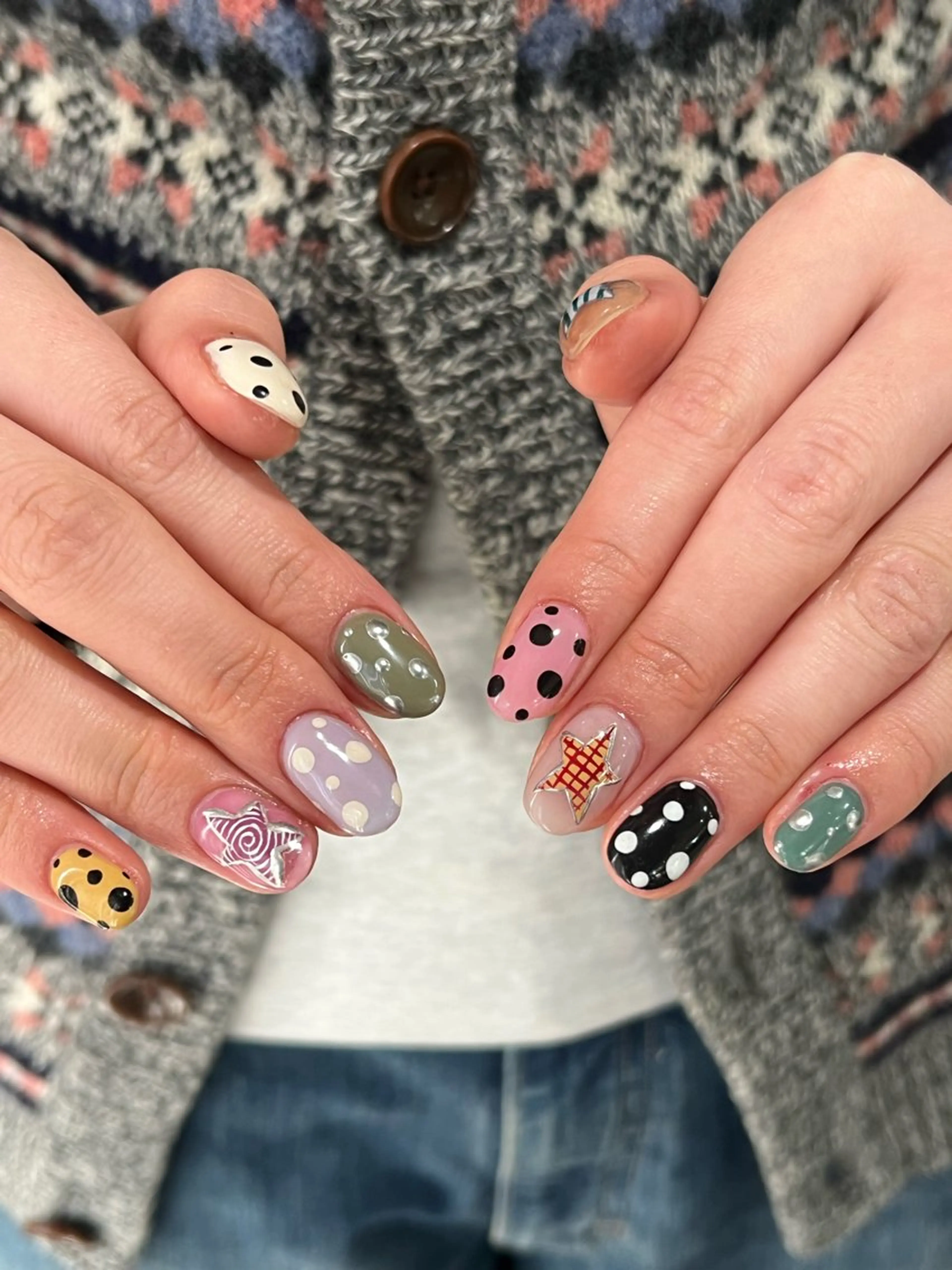 ネイル ハンドネイル Hata nail 🎀個性派ニュアンスのネイルデザイン