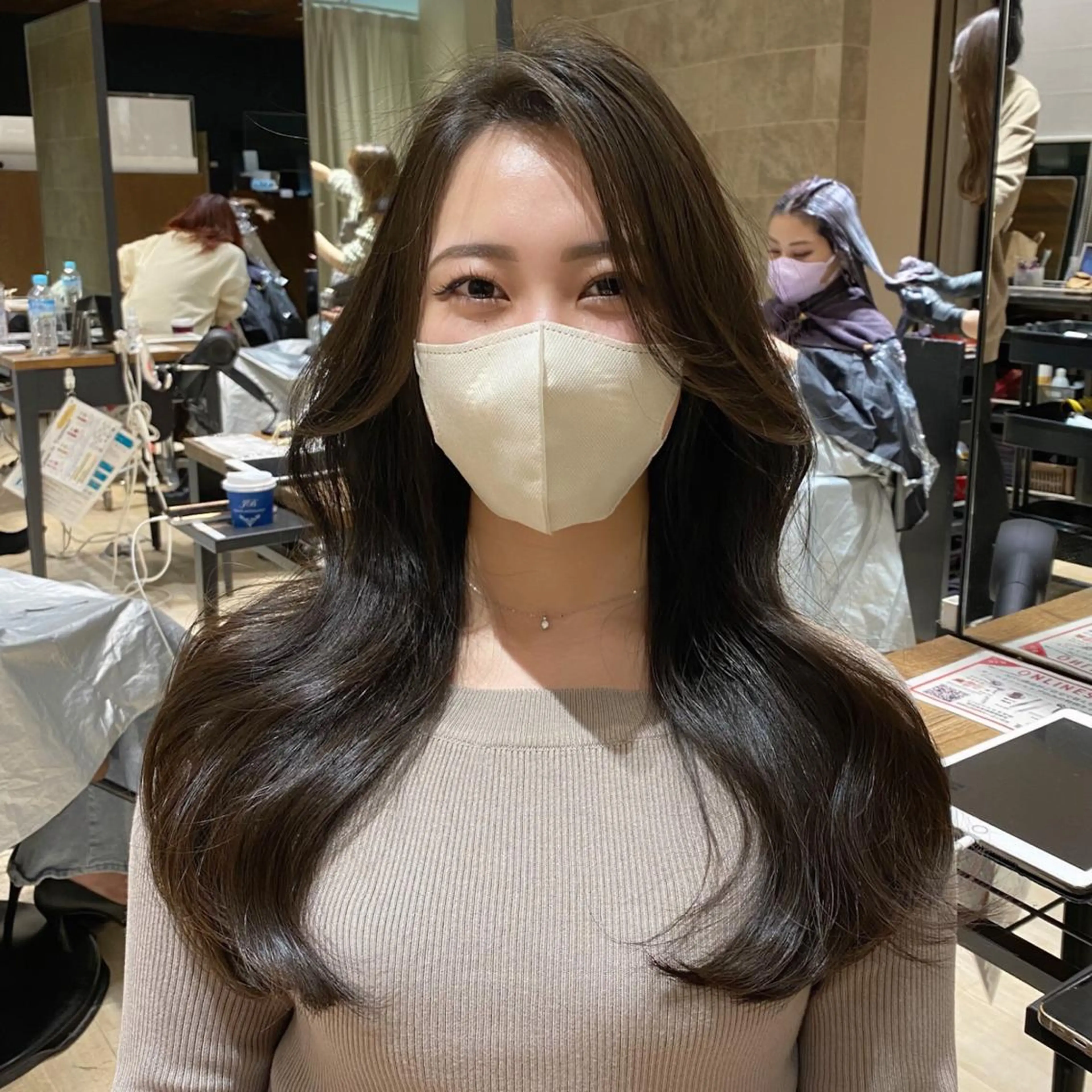 ロング カラー レイヤー/顔周り /透明感🩶高橋大のヘアスタイル