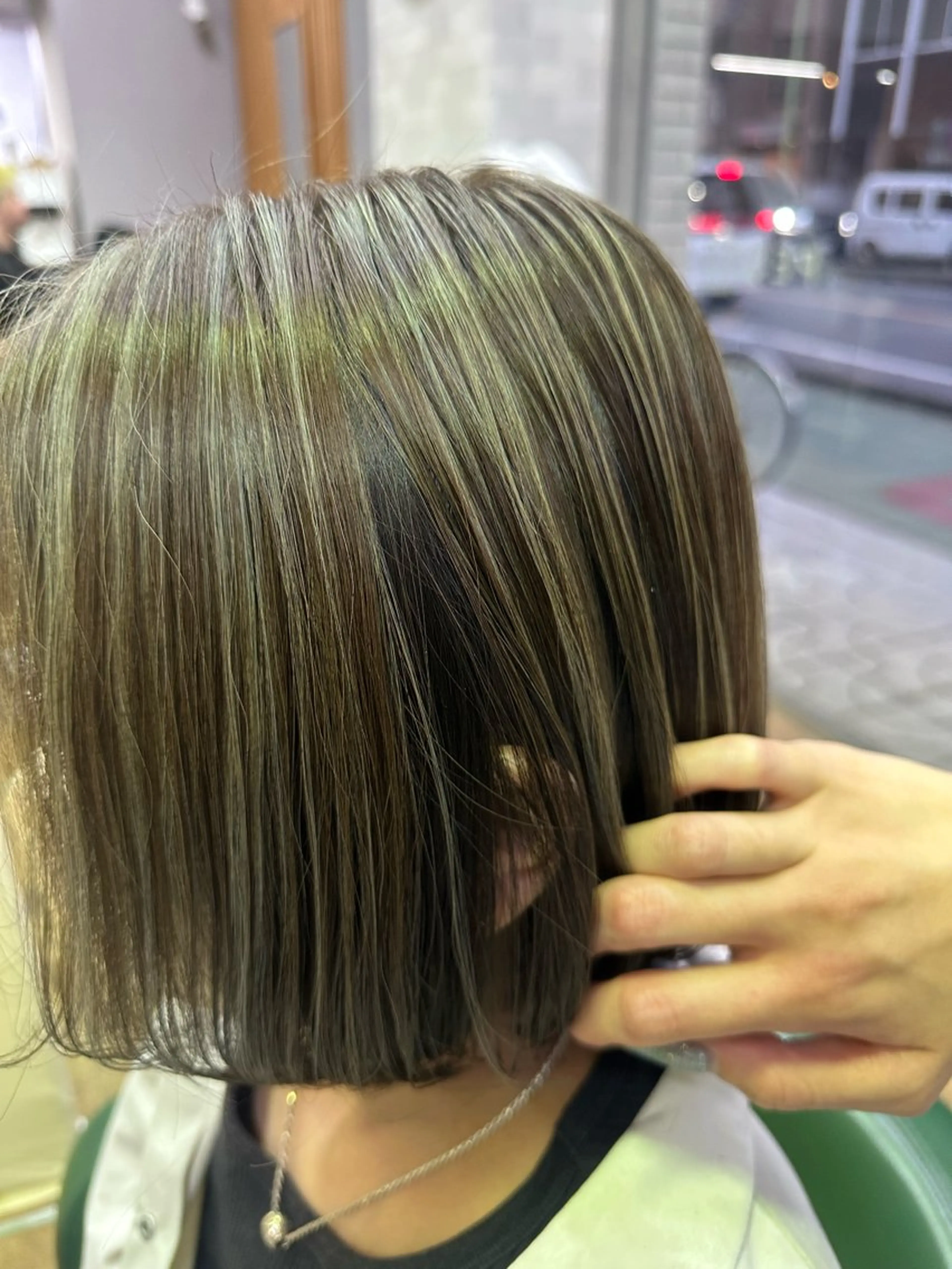 ミディアム ヘアカラー 🩷PEEQS吉田 愛梨🩷のヘアスタイル