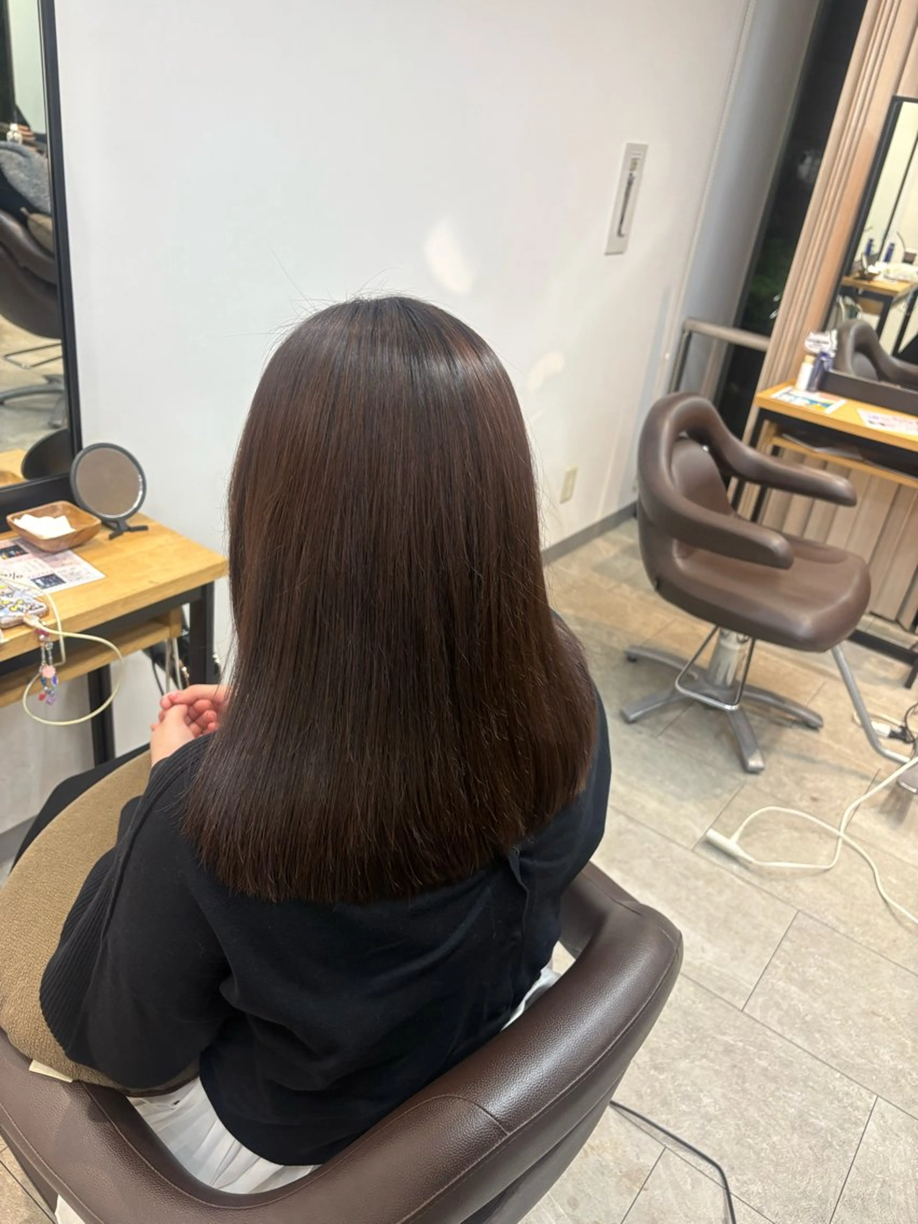 ミディアム 縮毛矯正 六本木🫧マツエク 望月彩音のヘアスタイル