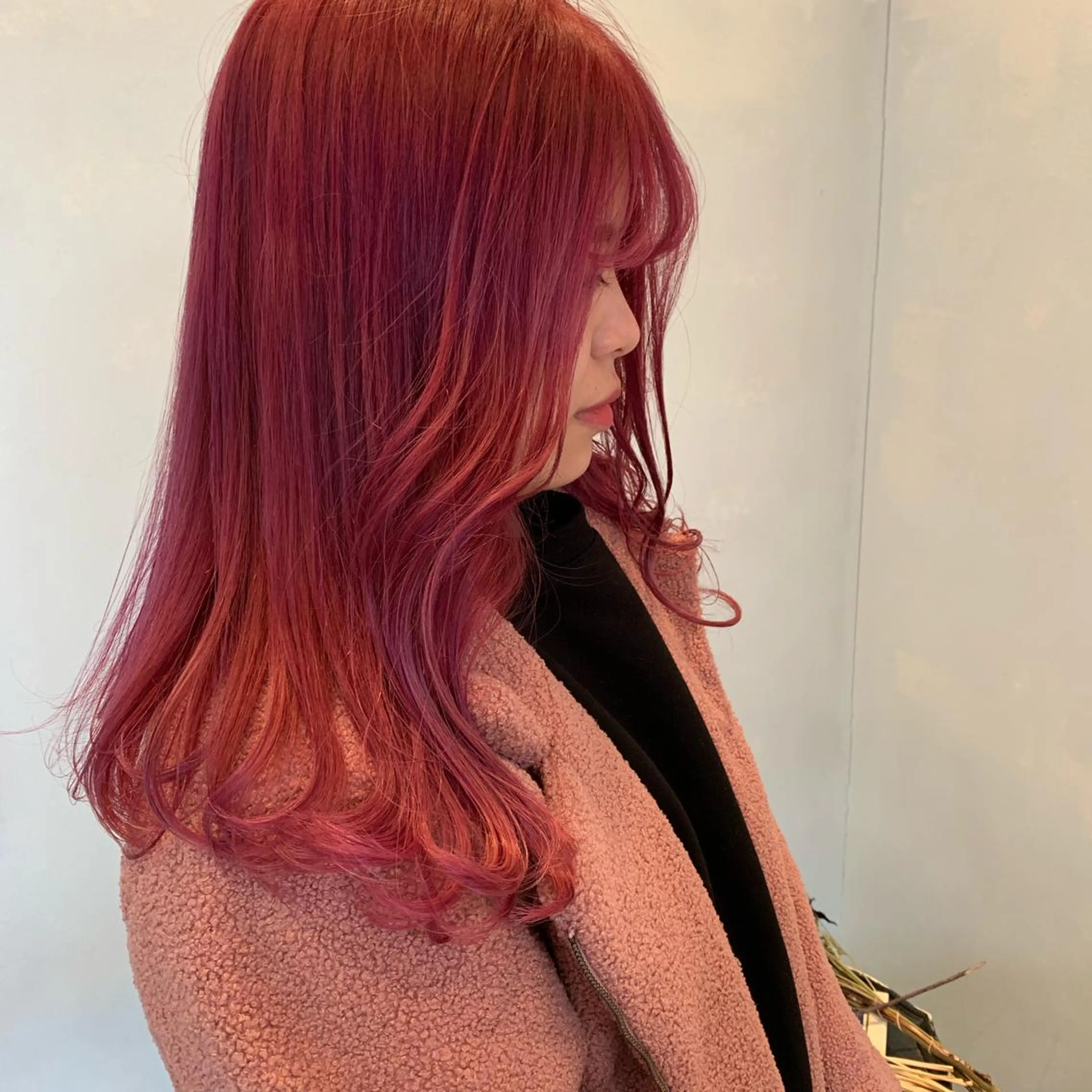 ロング カラー SAKINO. ベージュカラーのヘアスタイル