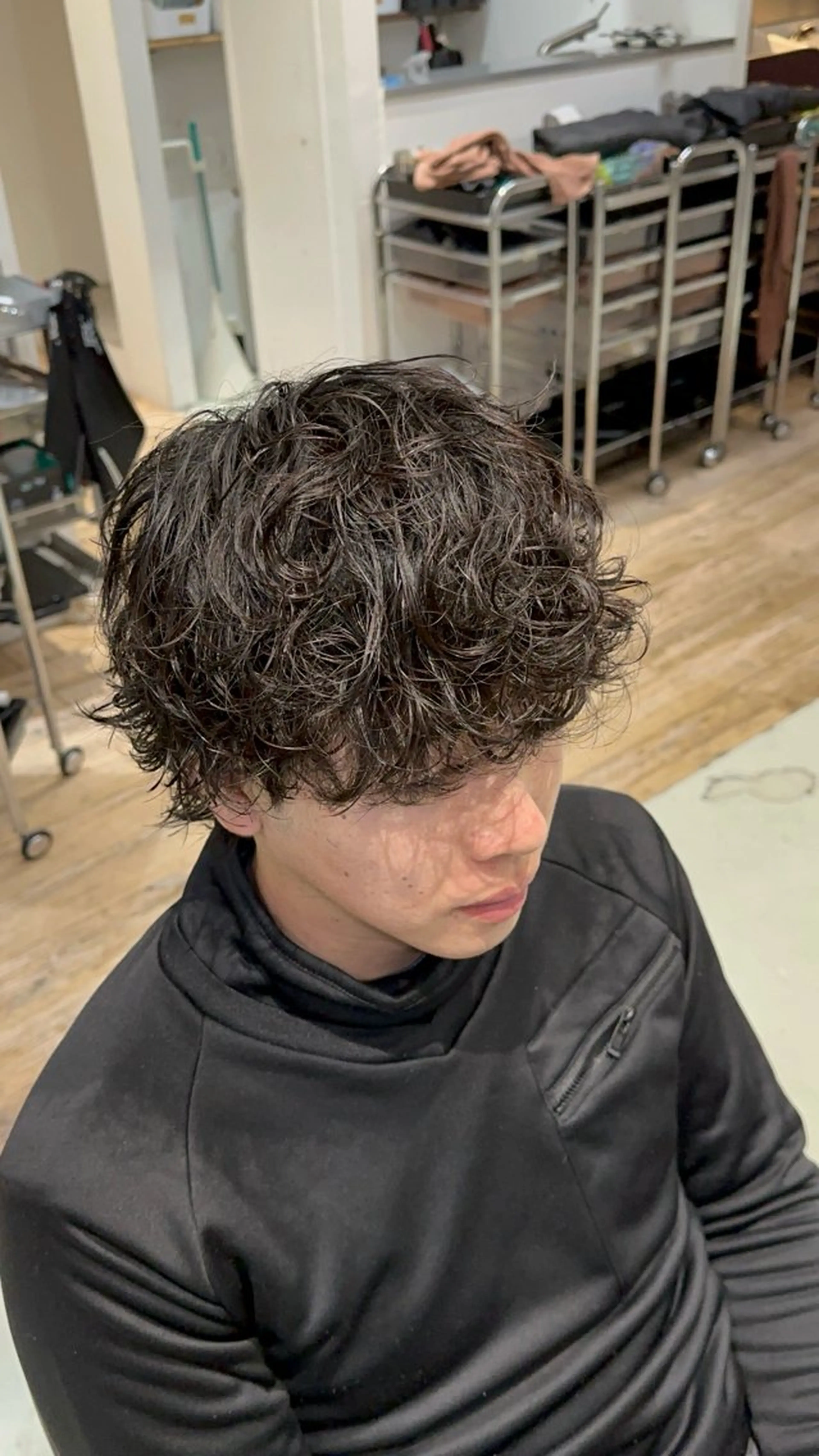 パーマ メンズ メンズパーマ マレットヘア カット パーマ fifth原宿 宮部蓮のヘアスタイル