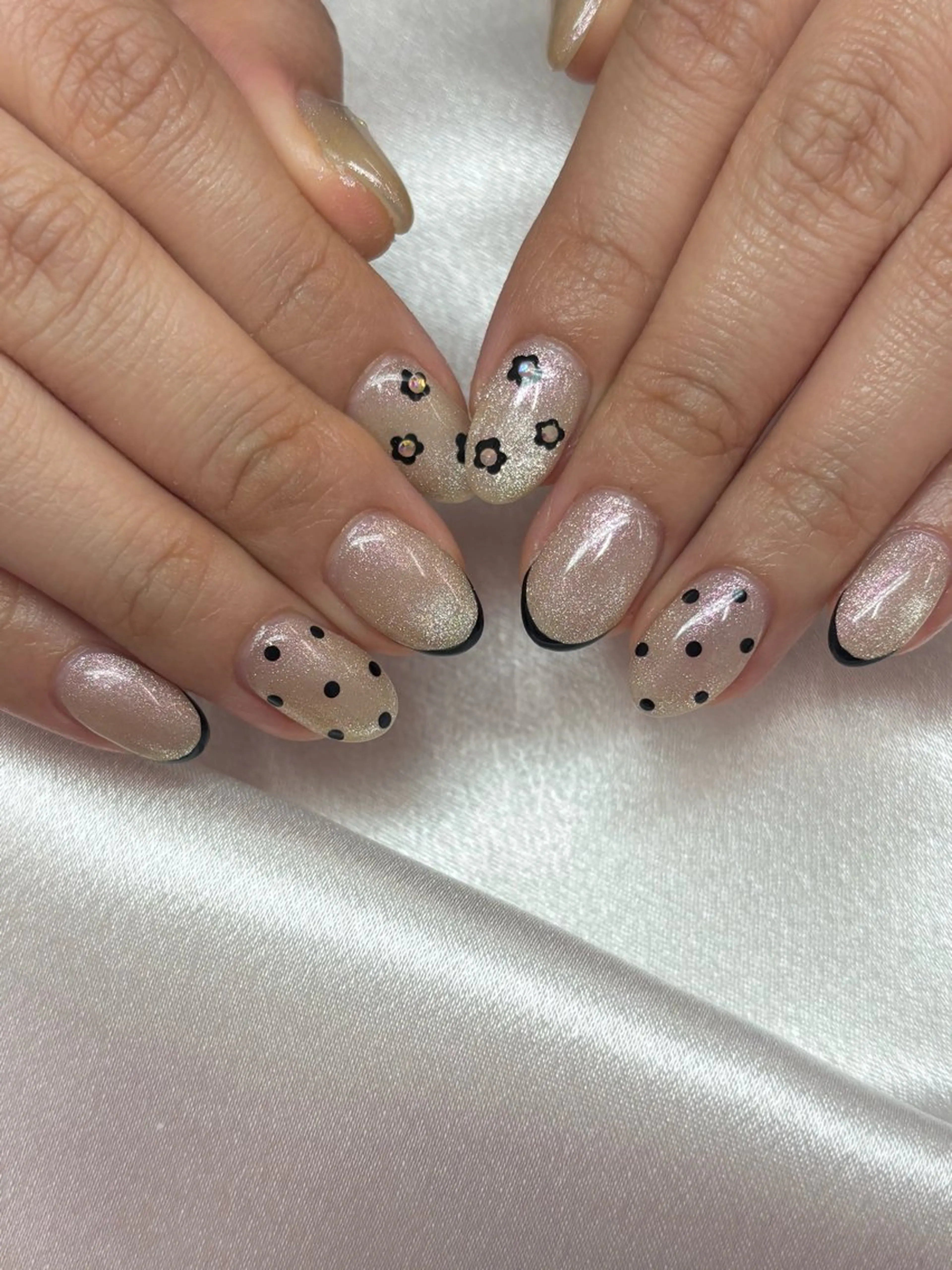 セミロング aoz asukaのネイルデザイン
