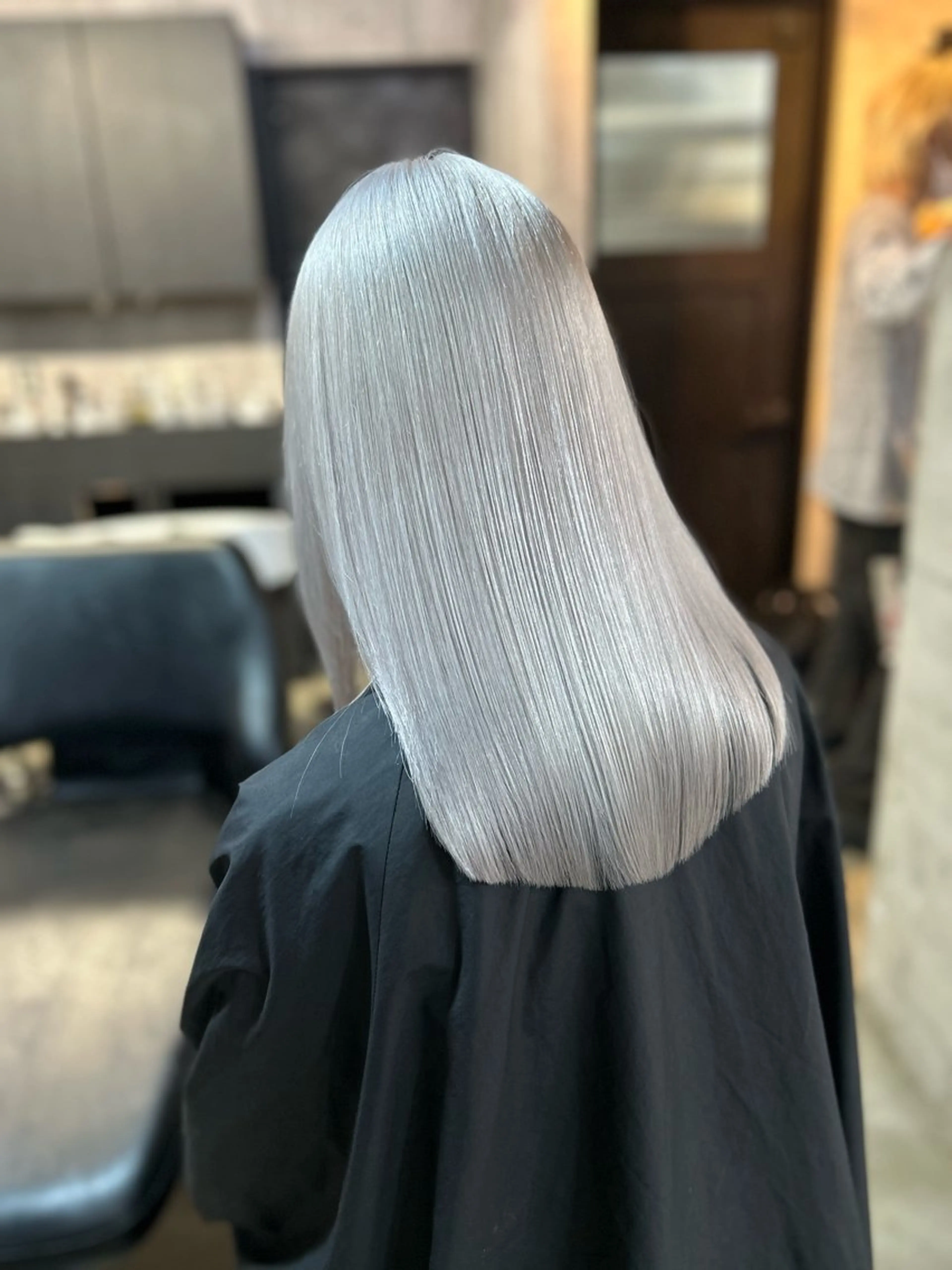 カラー ブリーチ ヘアカラー ハイトーン職人 ♡推しカラー♡カイトのヘアスタイル