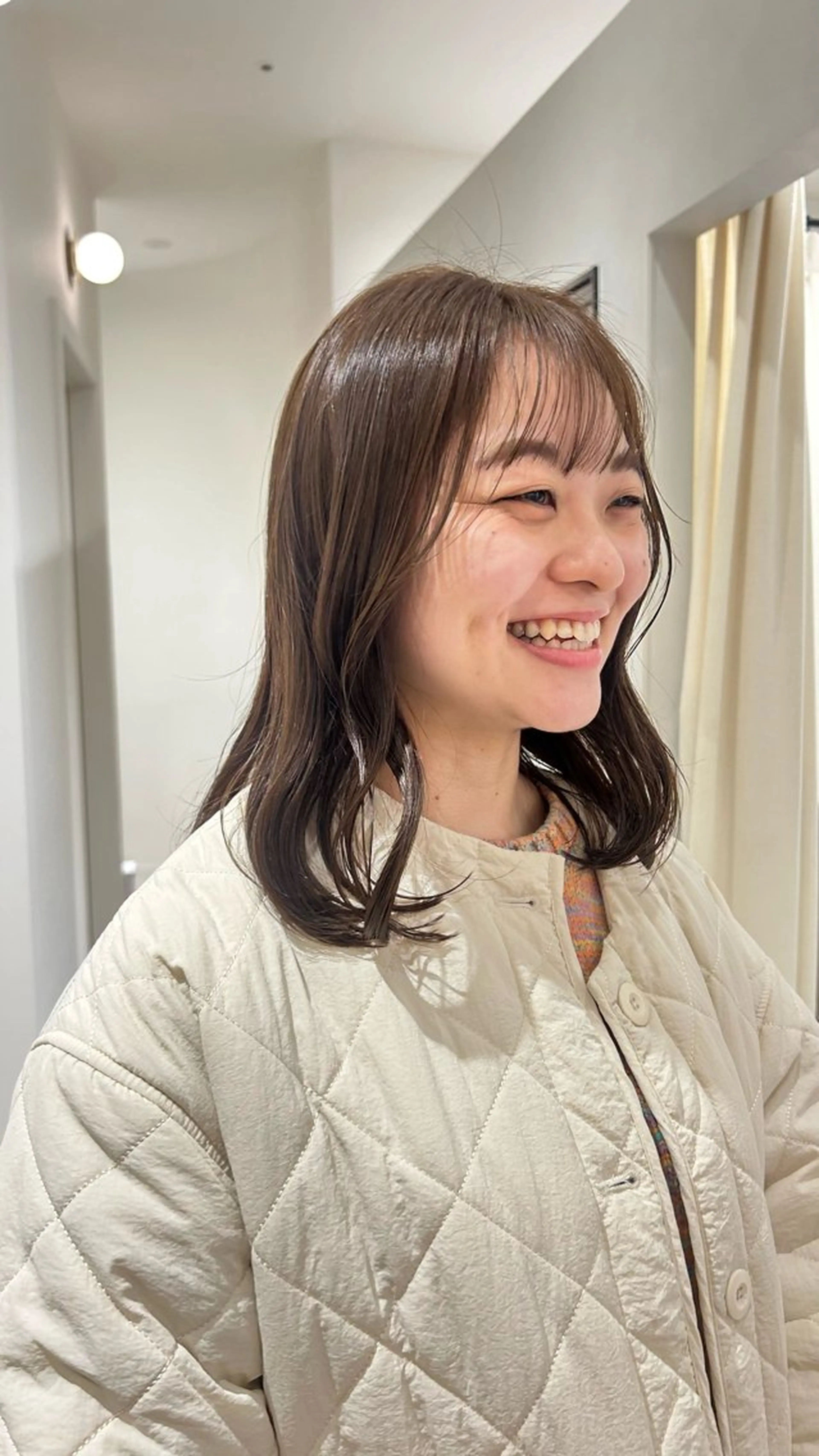 ミディアム カラー ベージュカラー 透明感カラー オリーブベージュ/ ブリーチなし透明感のヘアスタイル