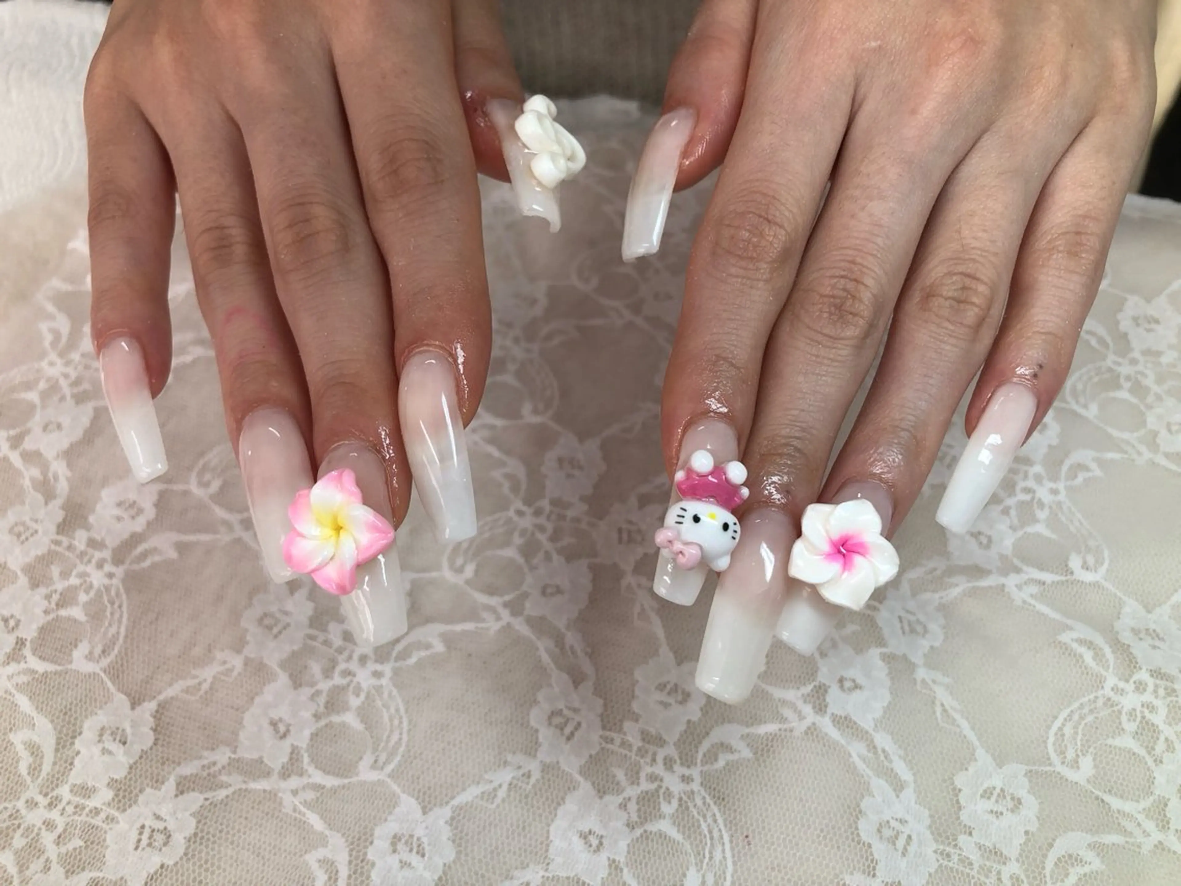 ネイル ハンドネイル ハンドケア Epokku ネイルサロンのネイルデザイン