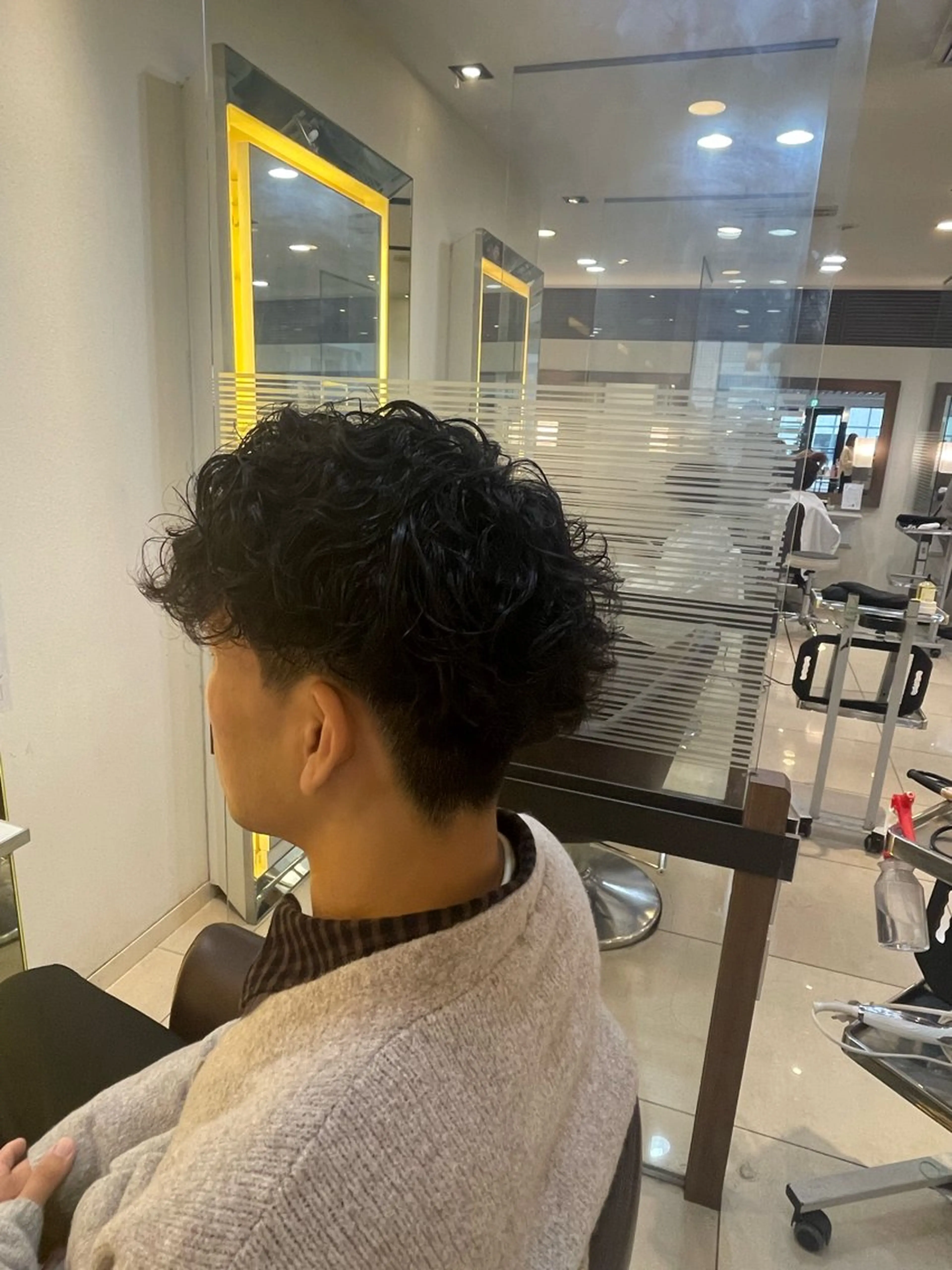 パーマ メンズ 辻野 光希のヘアスタイル