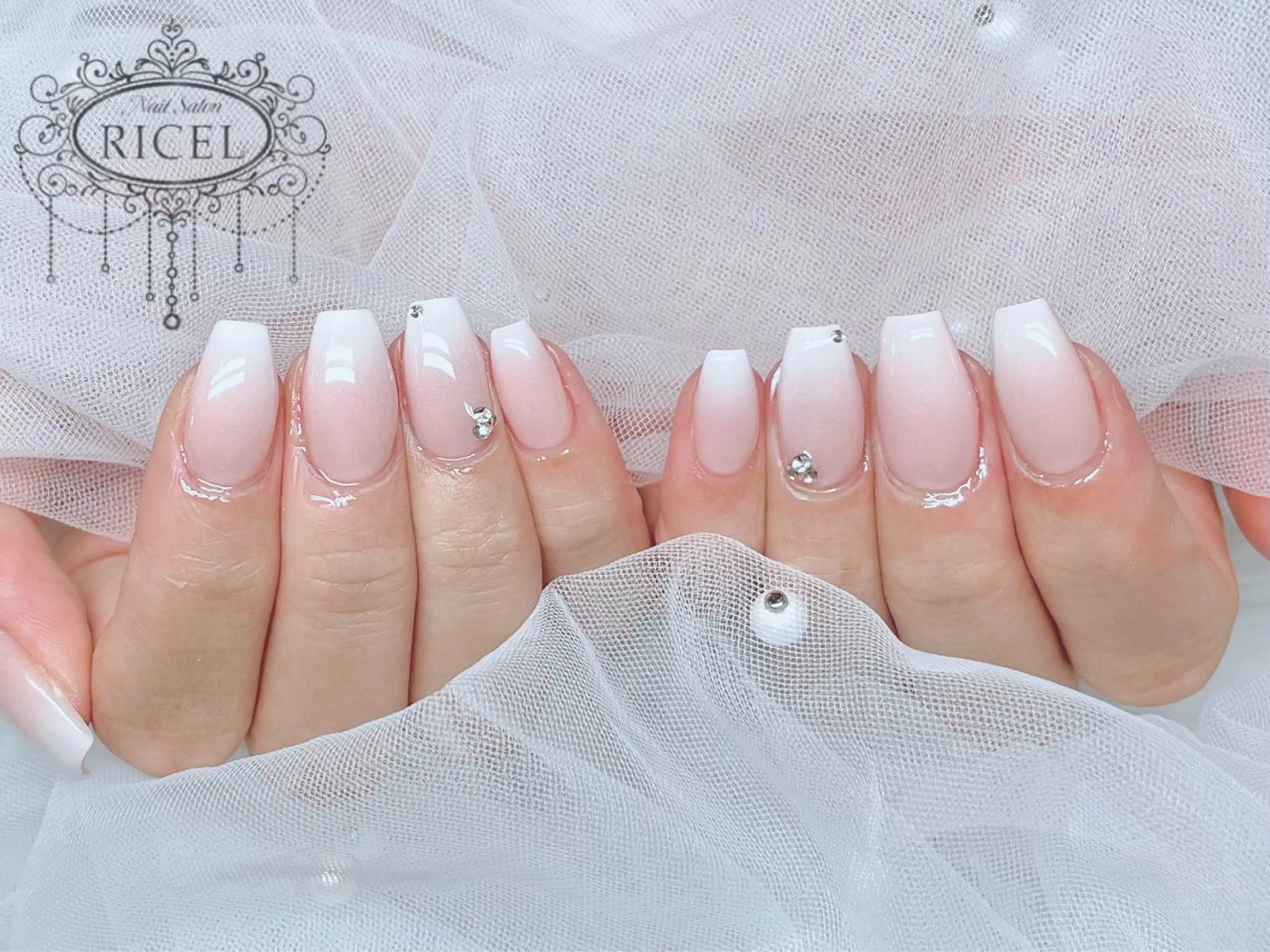 ネイル ハンドネイル MIYU 🩶のネイルデザイン