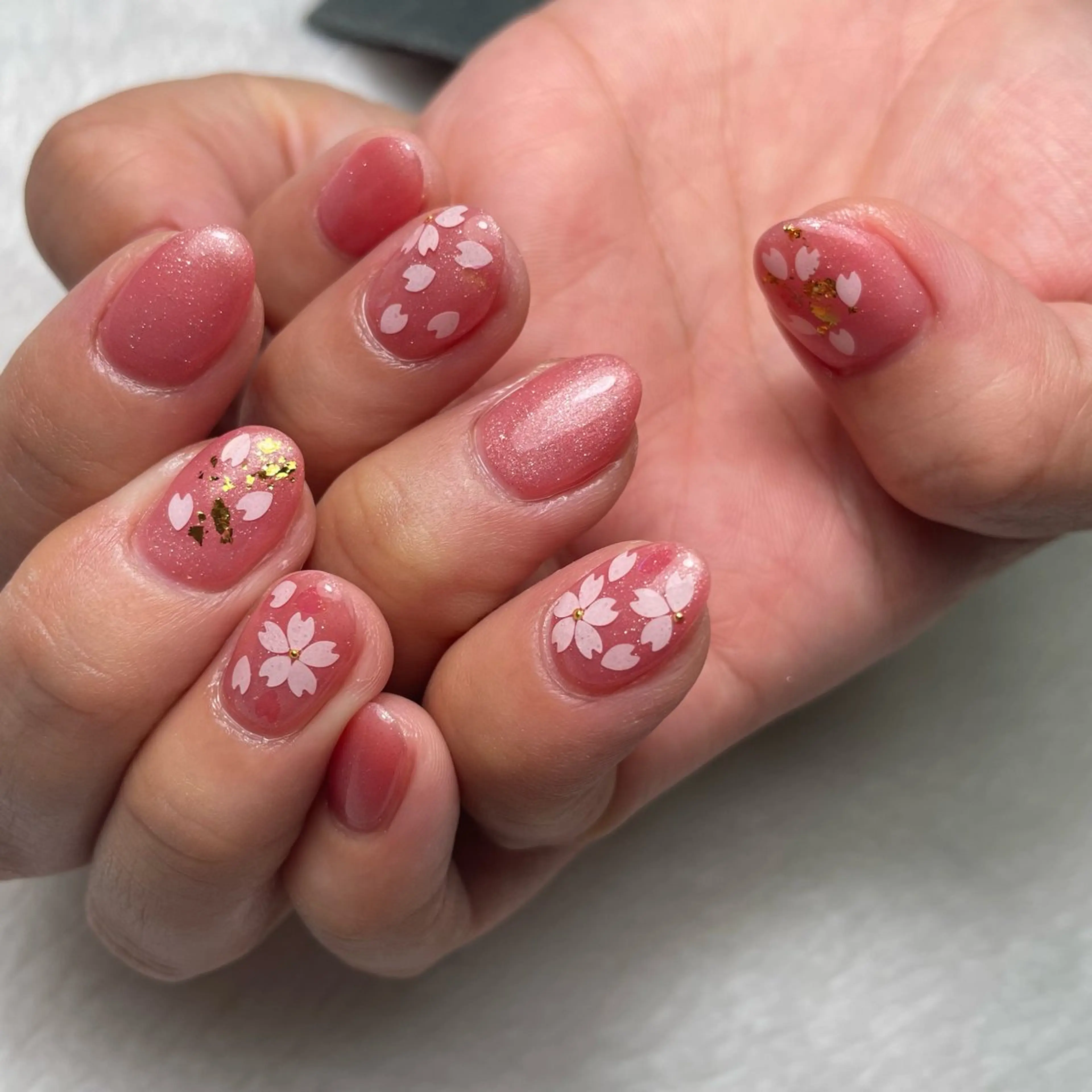 ネイル 桜ネイル ホログラムネイル ハンドネイル kipinail 川﨑えりかのネイルデザイン