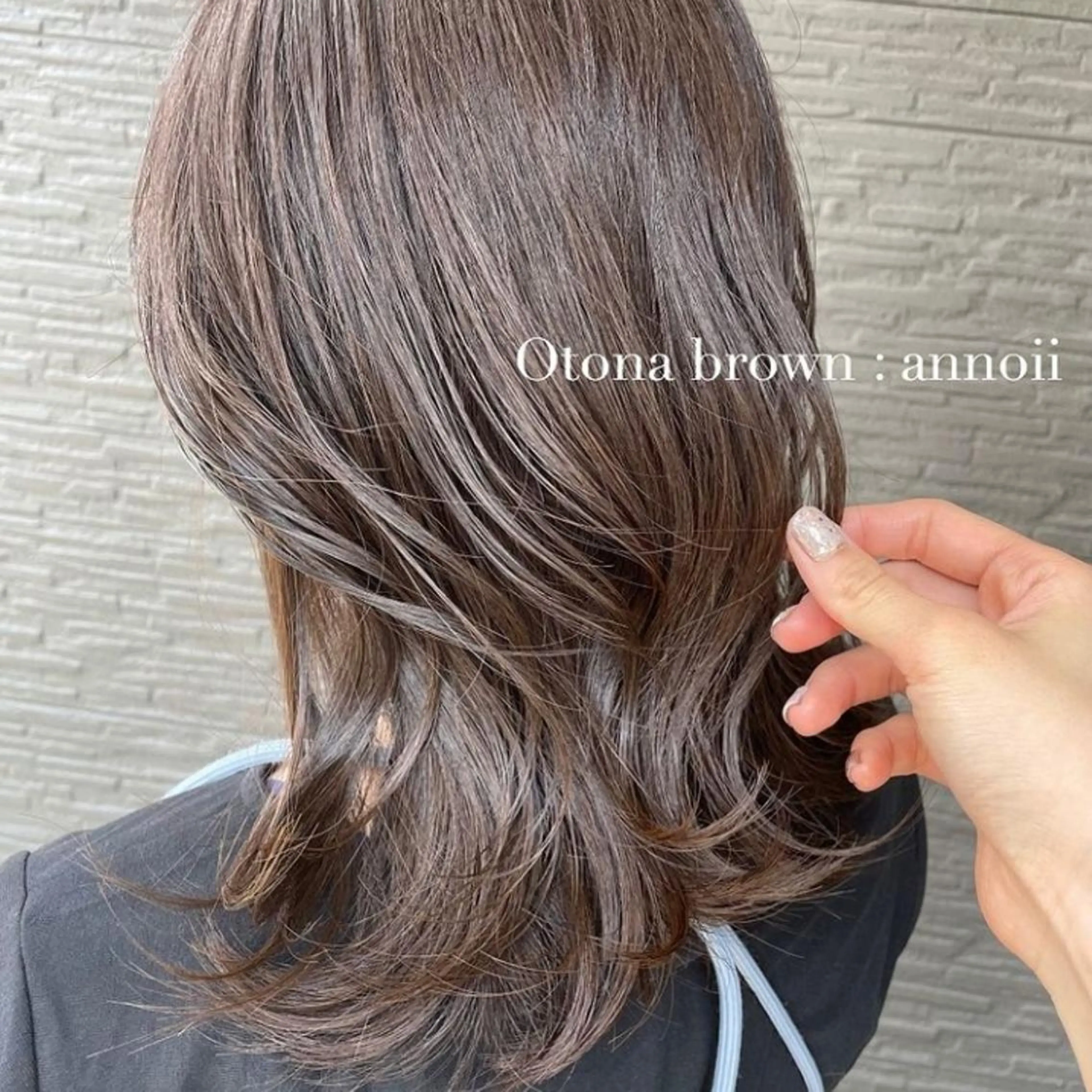 ミディアム カラー annoii _pomのヘアスタイル