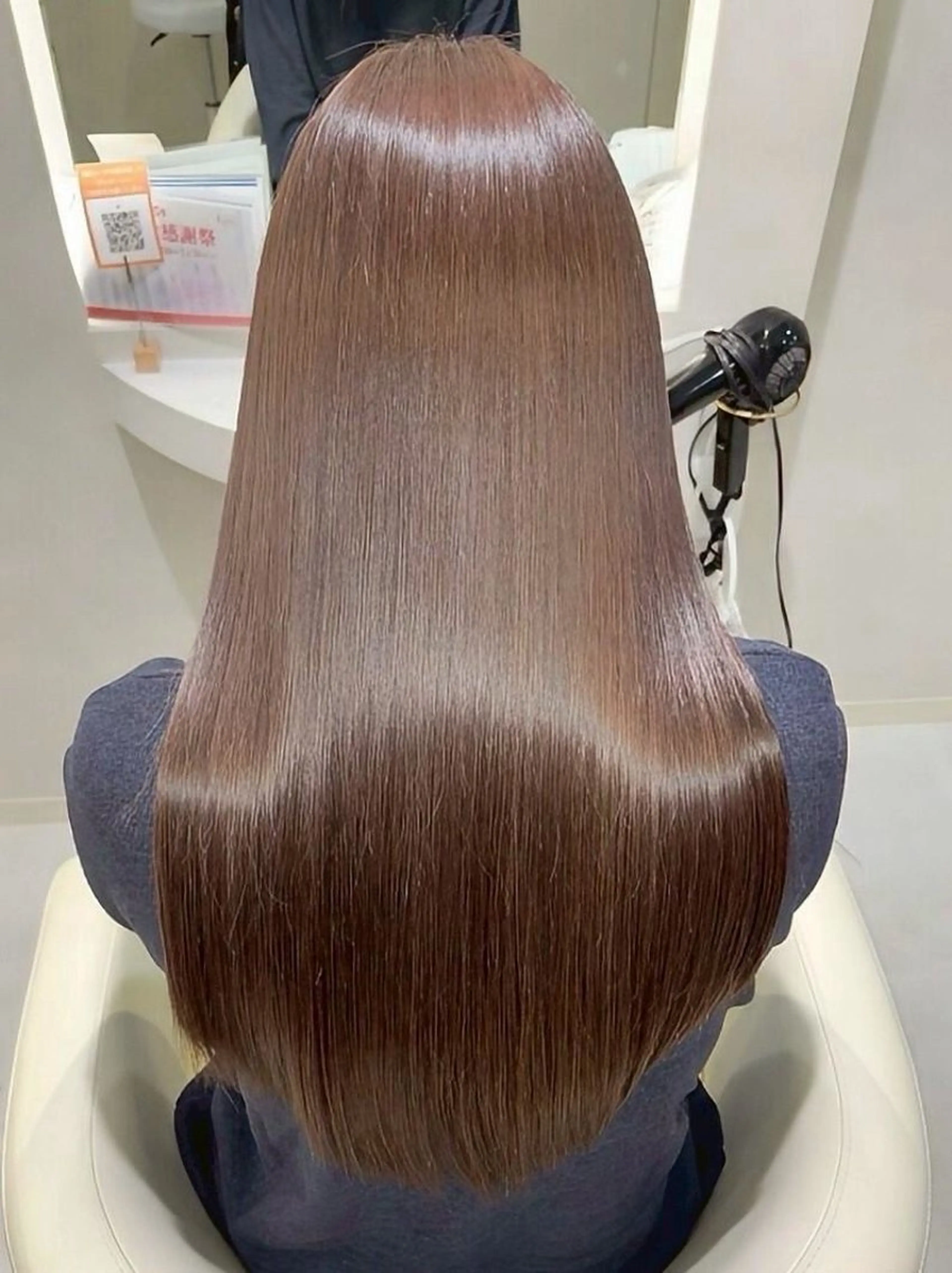 ロング 縮毛矯正 トリートメント 艶髪/髪質改善 /透明感カラー/鴻巣のヘアスタイル