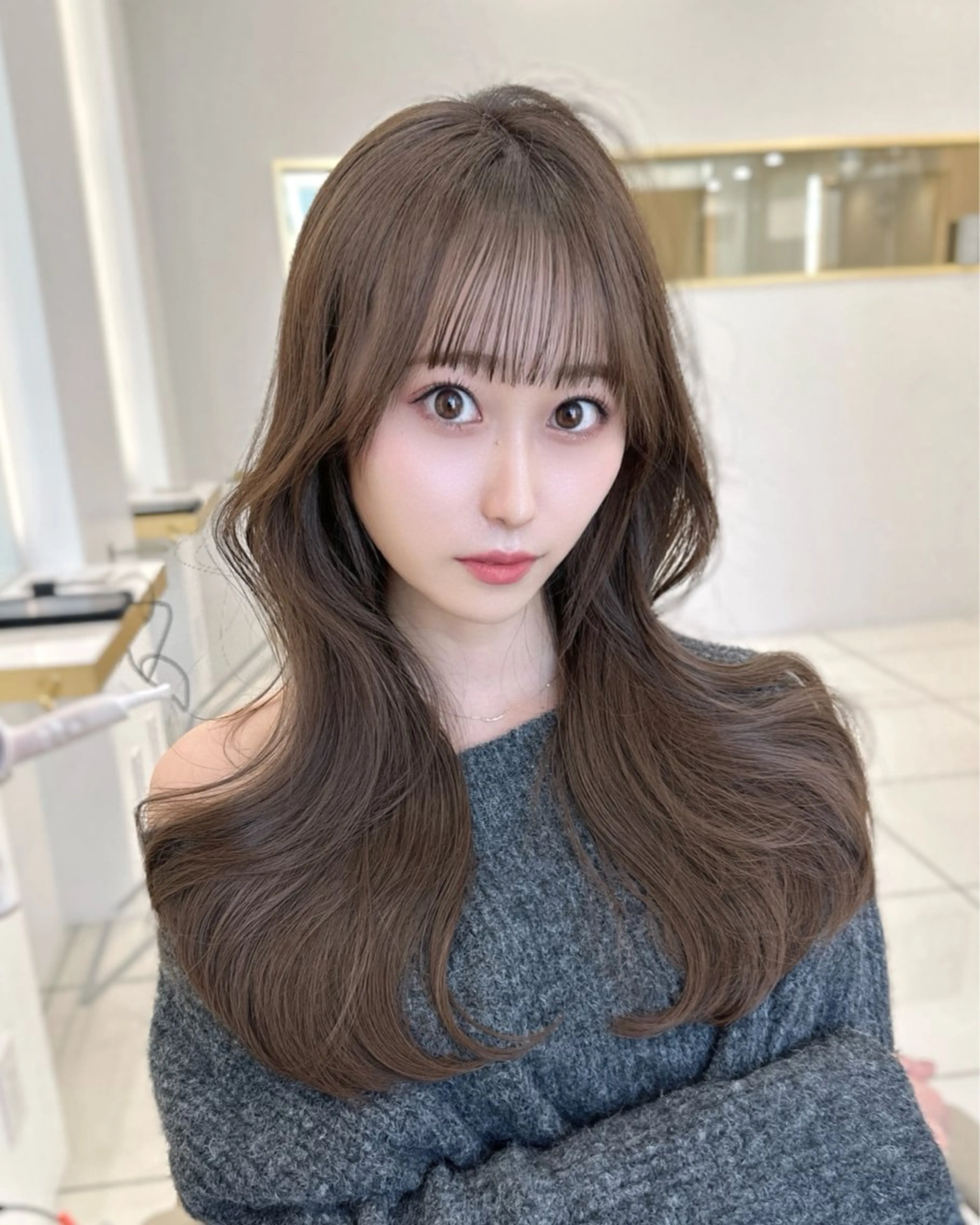 ロング ami 大人モテ/レイヤーのヘアスタイル