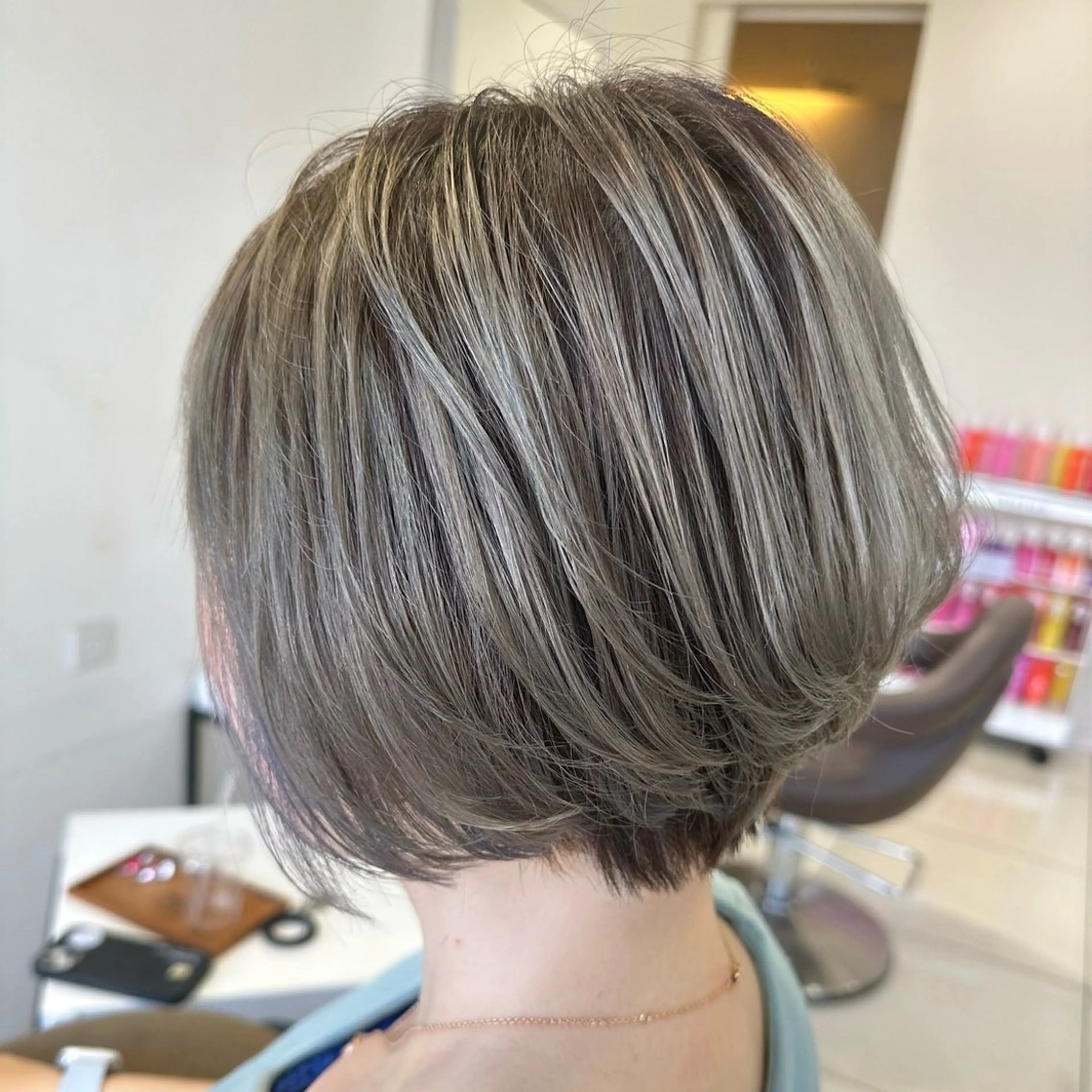 ショート 暖色/レイヤーカット /艶髪/髪質改善/のマツエク・マツパデザイン