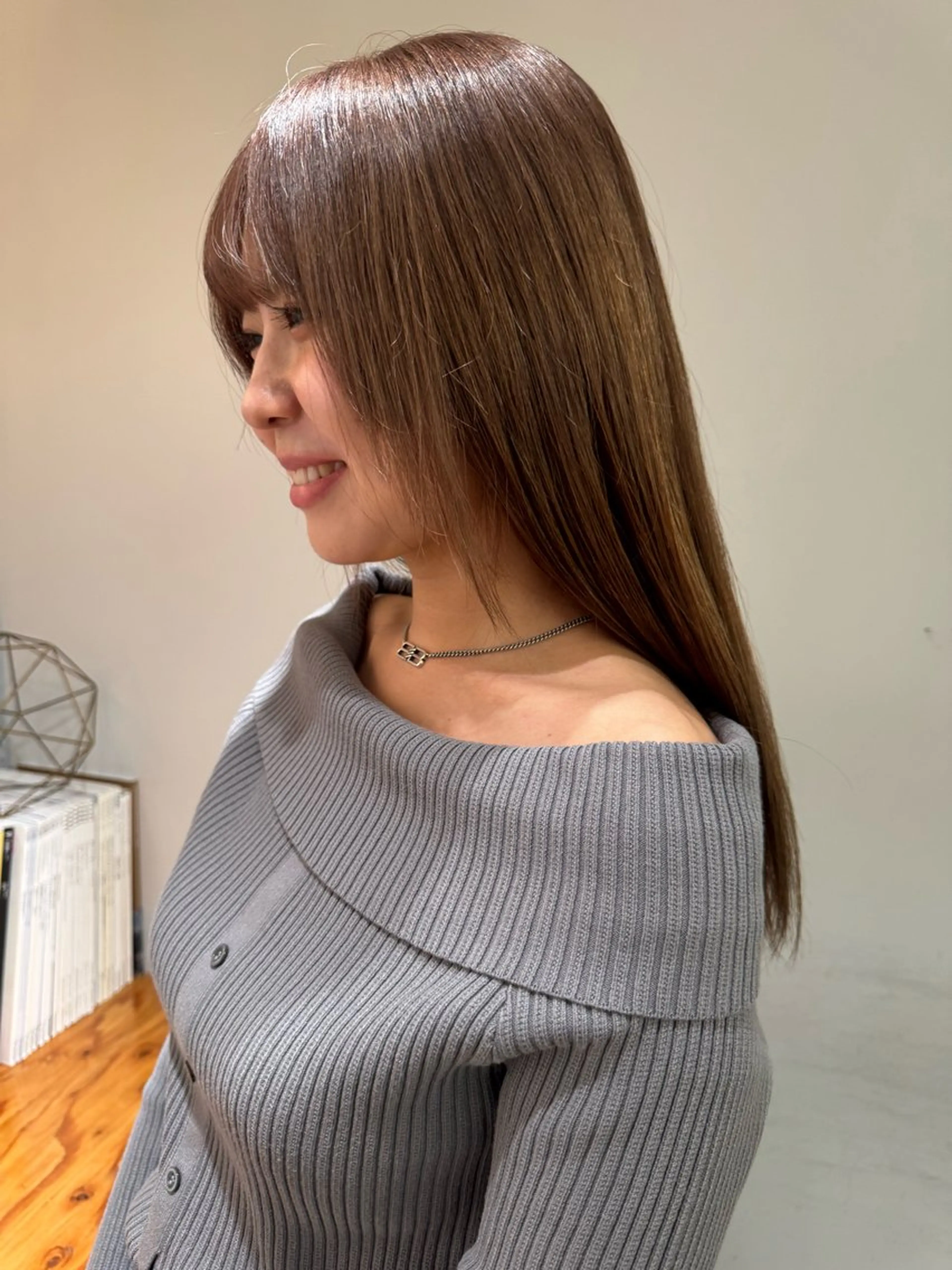 ロング 髪質改善 縮毛矯正 ROSTAR セイゴのヘアスタイル