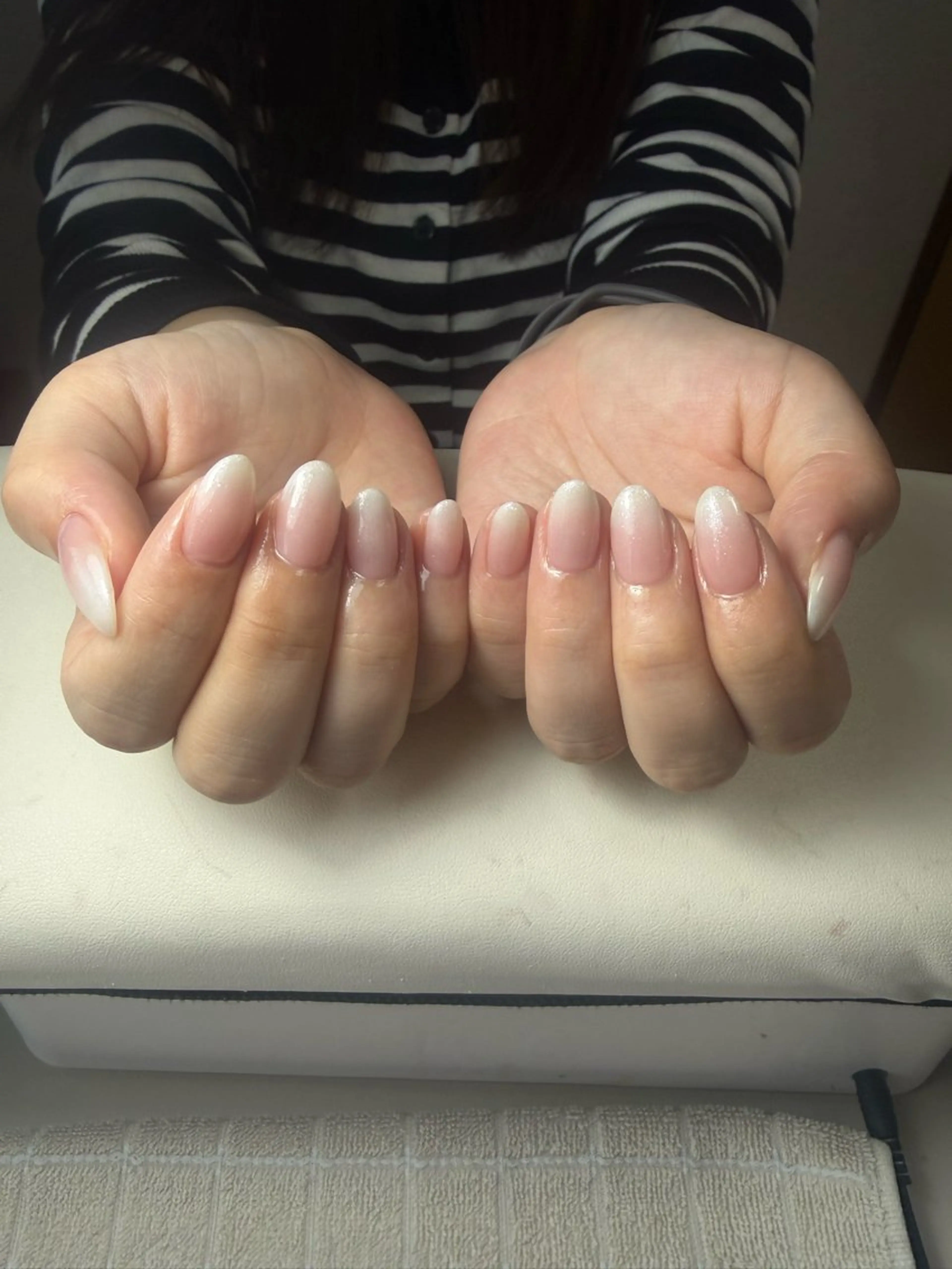 ネイル チークネイル フレンチネイル グラデーション 韓国ネイル マグネットネイル ハンドネイル Hana Nailのネイルデザイン