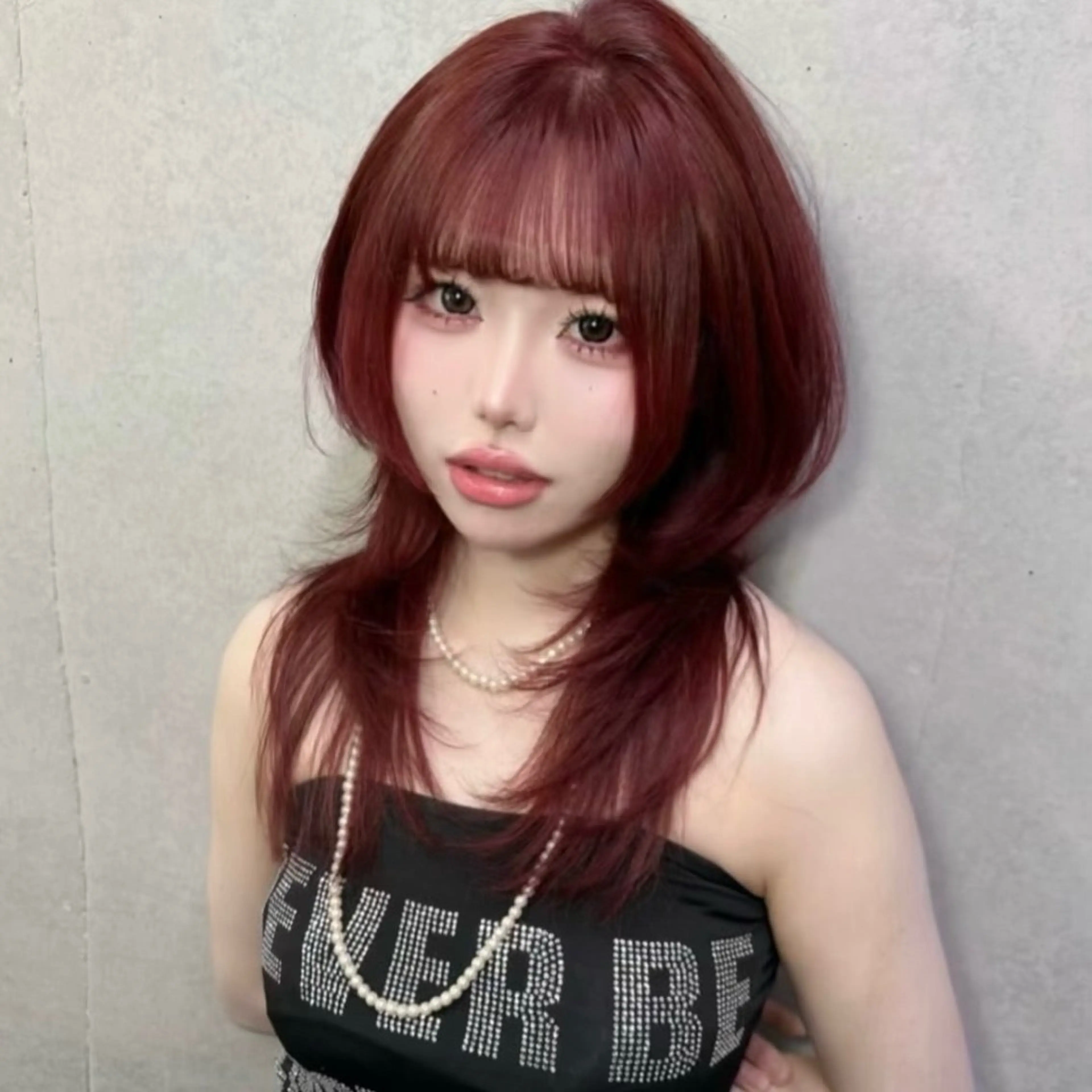 ミディアム くびれヘア 顔周りカット ハイレイヤー 韓国風ヘア レイヤーカット カット ヘアカラー がわ/ハイレイヤー /ハイトーンカラーのヘアスタイル