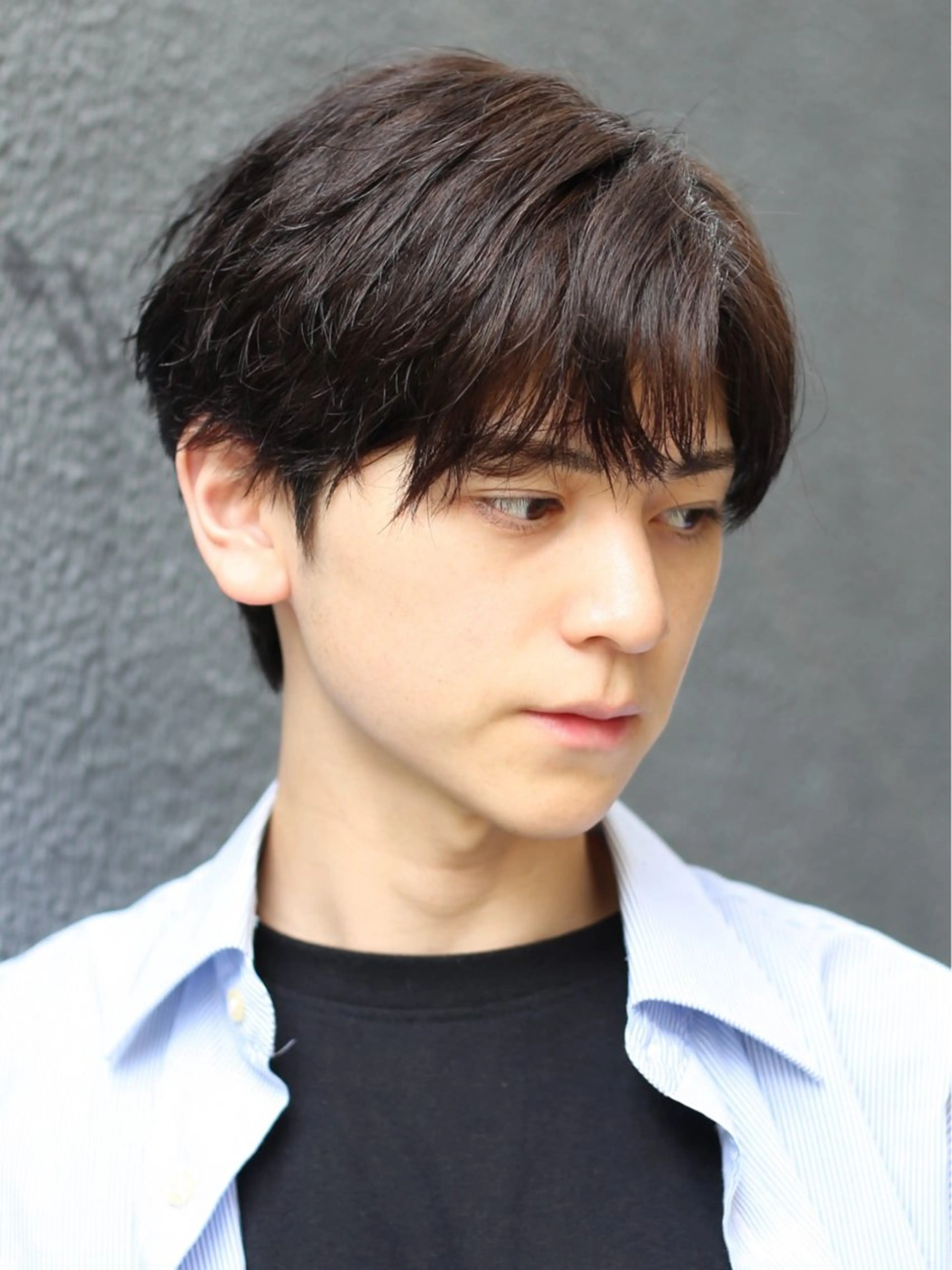 ショート メンズ シミズ リキのヘアスタイル