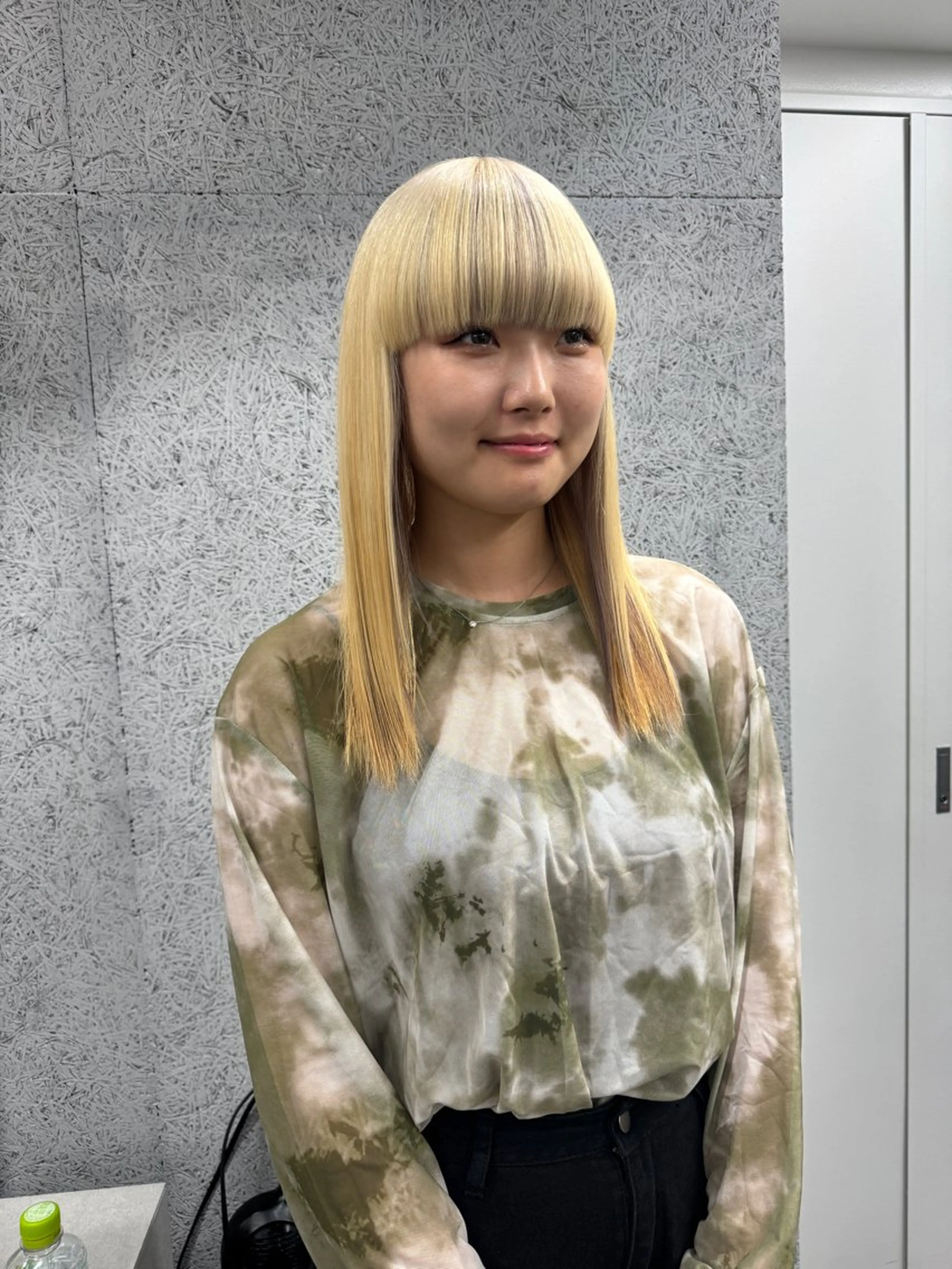 ロング カラー 切りっぱなしボブ レイヤー/縮毛矯正のヘアスタイル