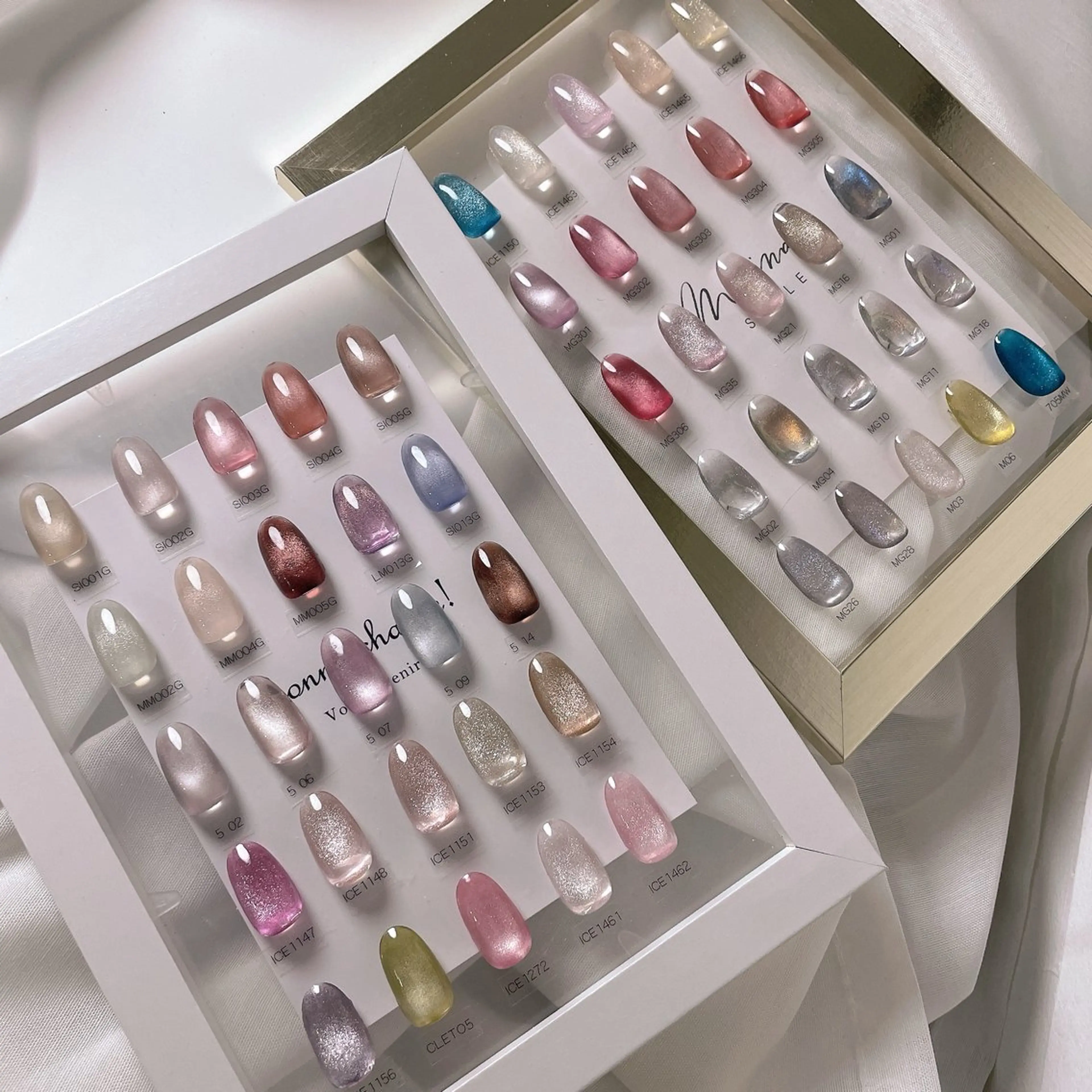 ネイル マグネットネイル ハンドネイル Rich+nail 🫧仙台🫧のネイルデザイン