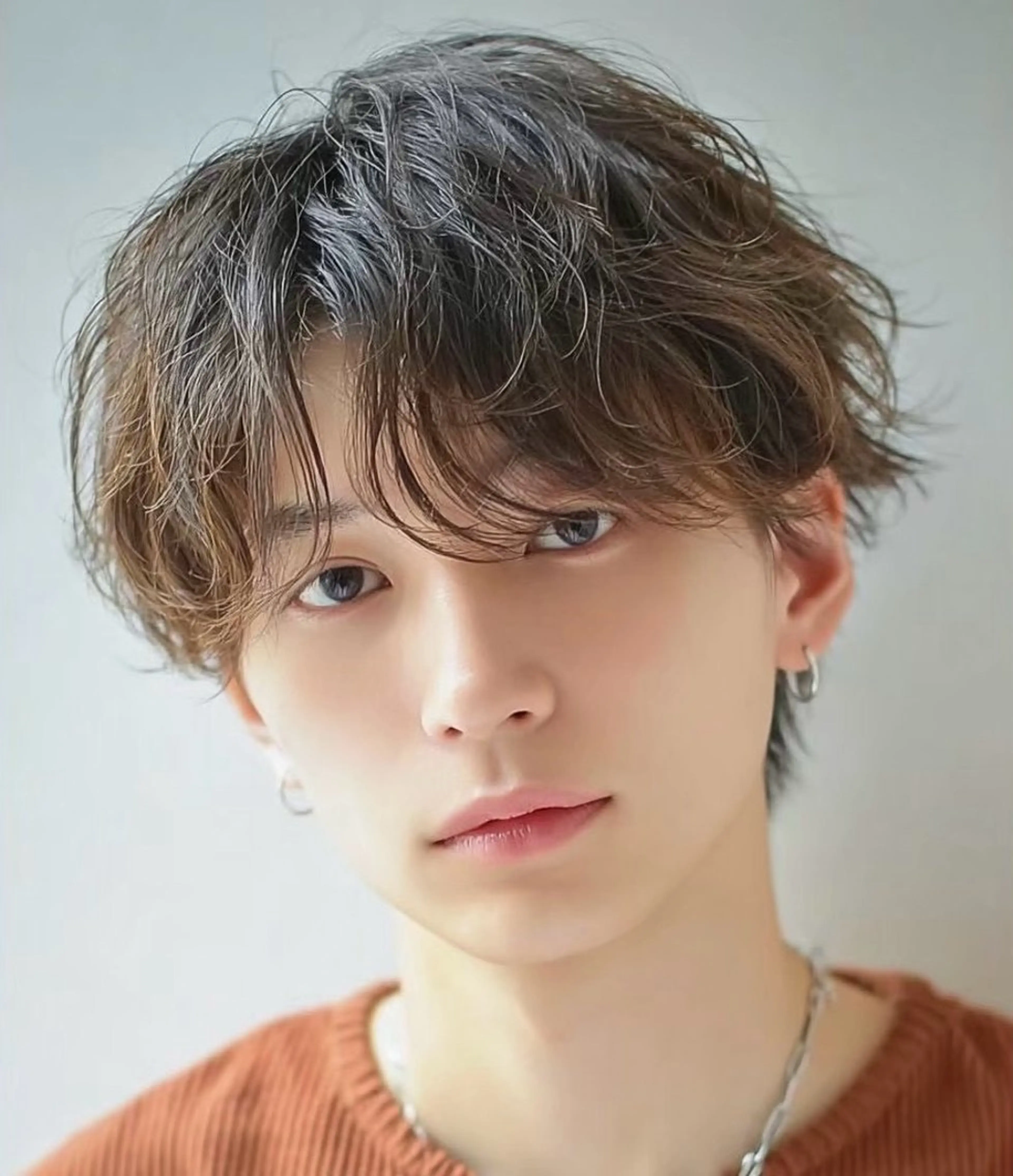 パーマ メンズ センターパート フェザーパーマ メンズパーマ ツイストスパイラルパーマ ニュアンスパーマ カット パーマ 🫧ナオ🫧 /韓国 ヘア/ マンツーマンのヘアスタイル