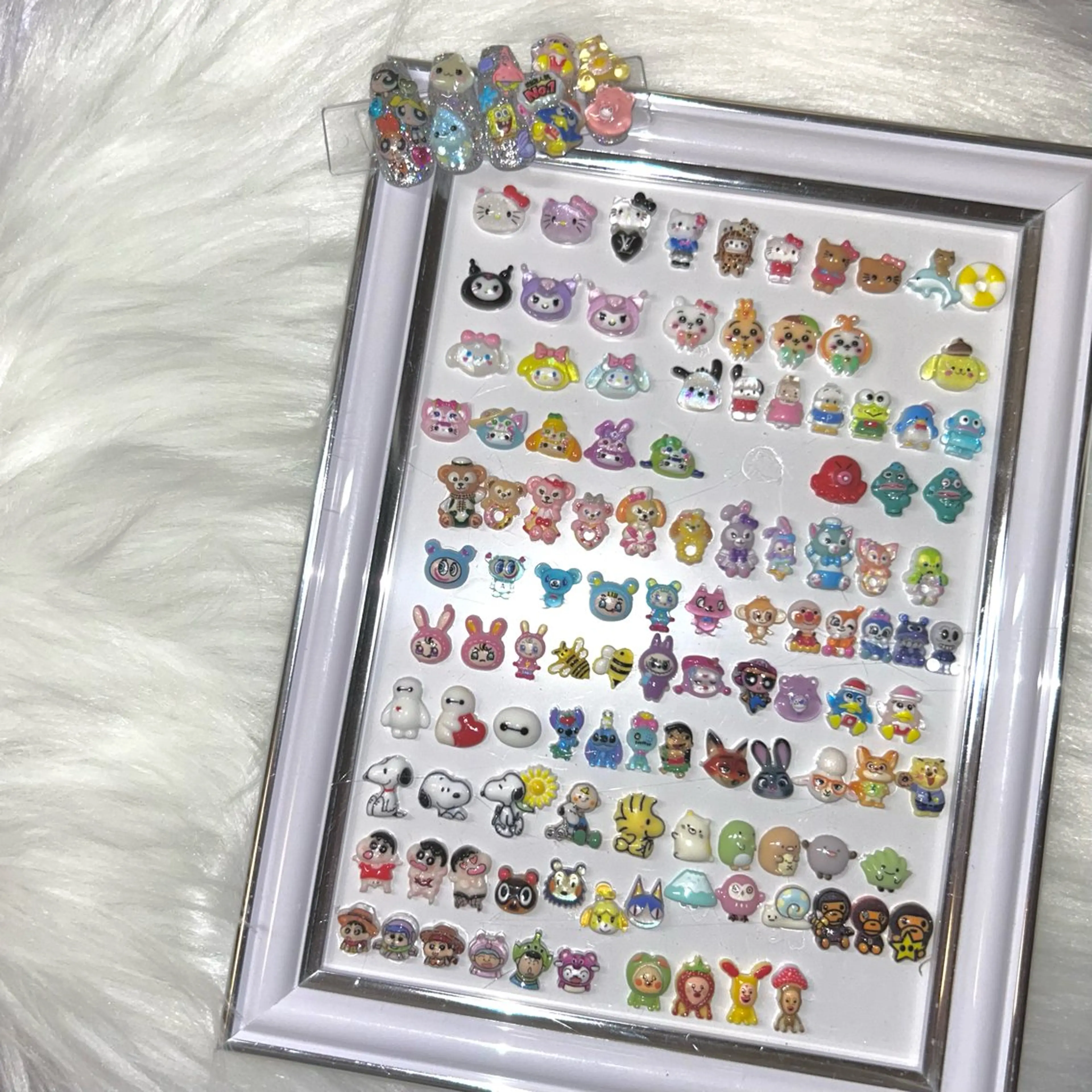 デコパーツつけ放題【オフ込】の写真