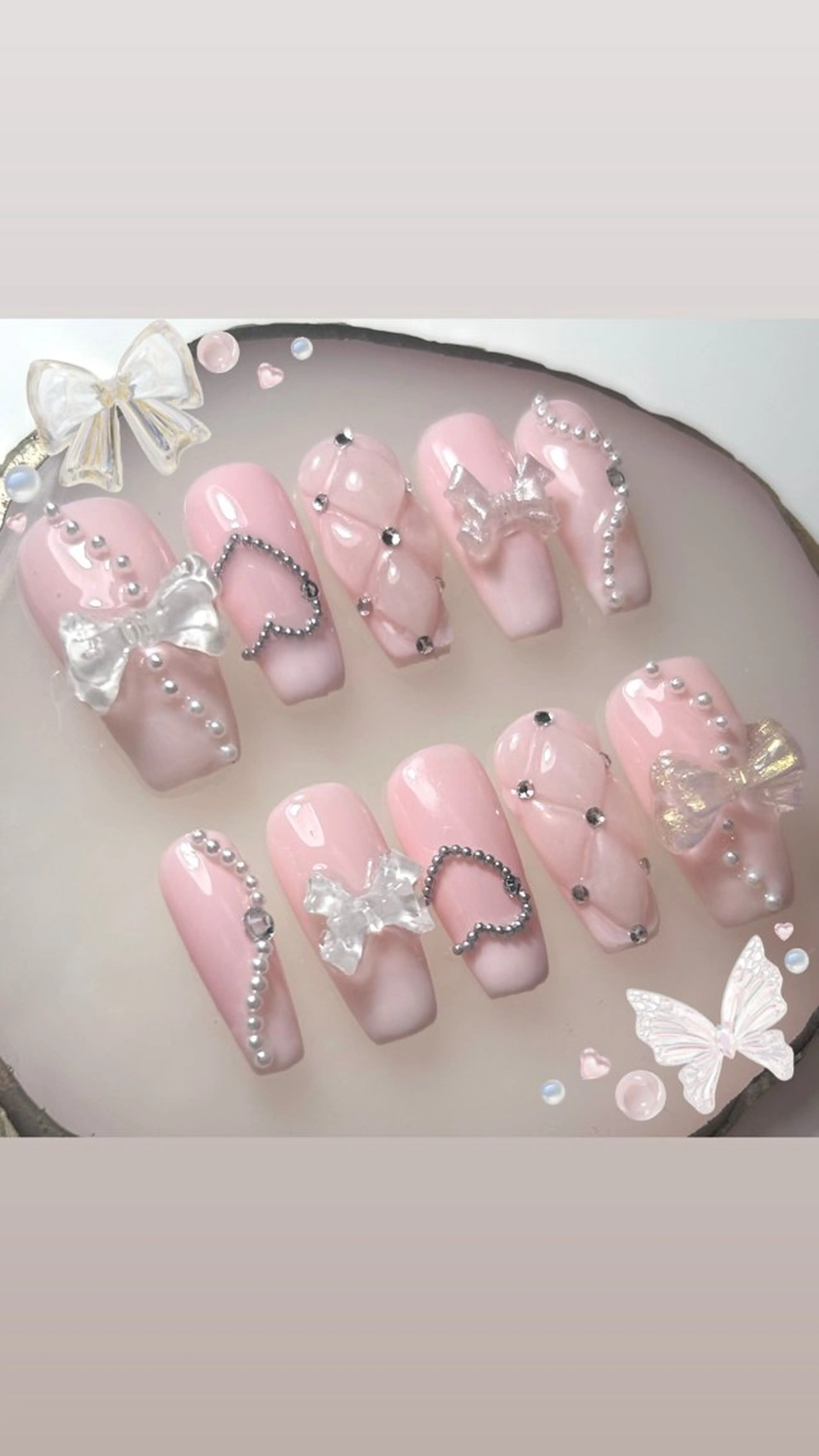 ネイル She nail TAKENAKAのネイルデザイン