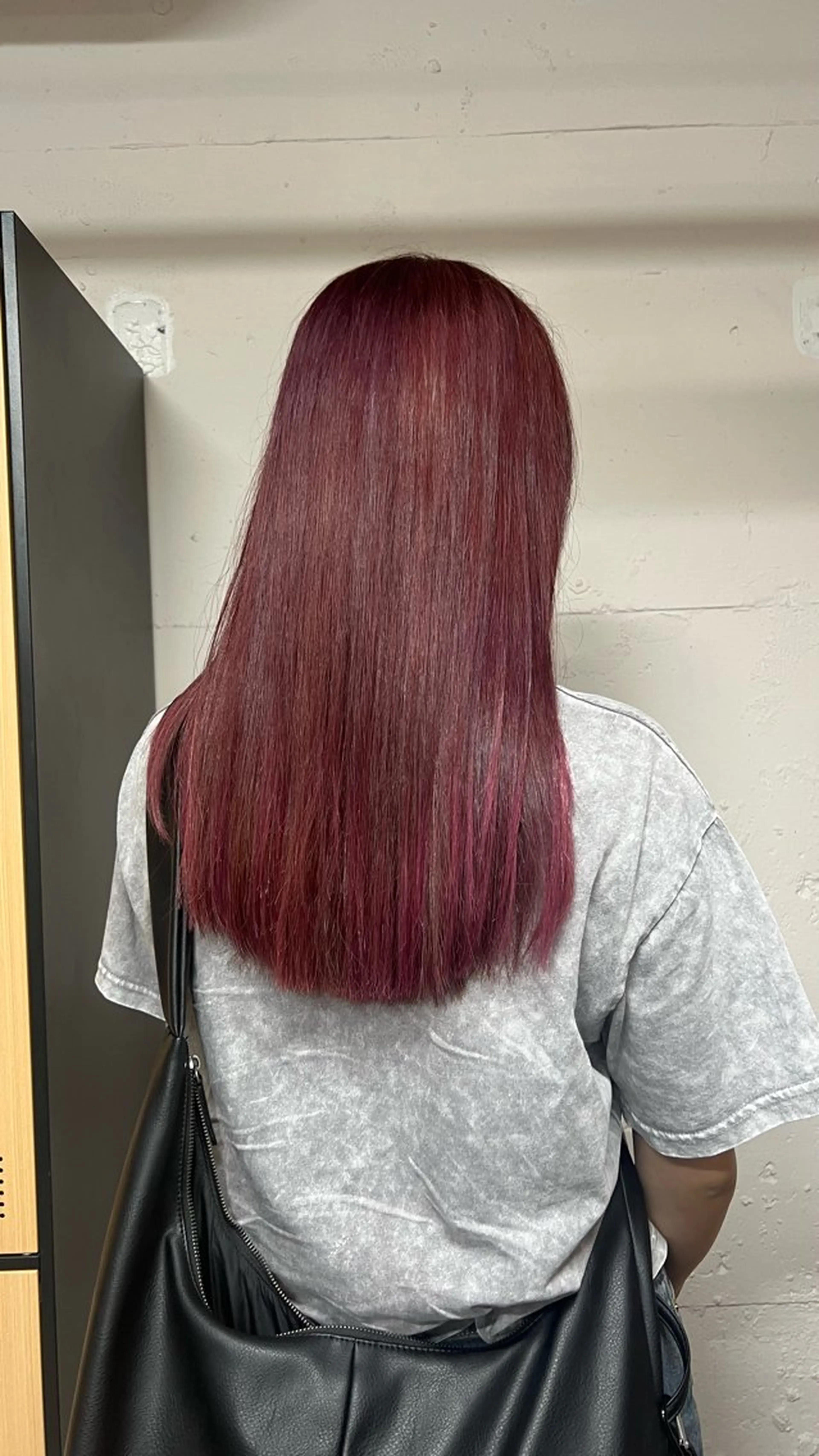 ロング カラー ブリーチ ピンクカラー ヘアカラー 🎀tokute ナオ🧸のヘアスタイル