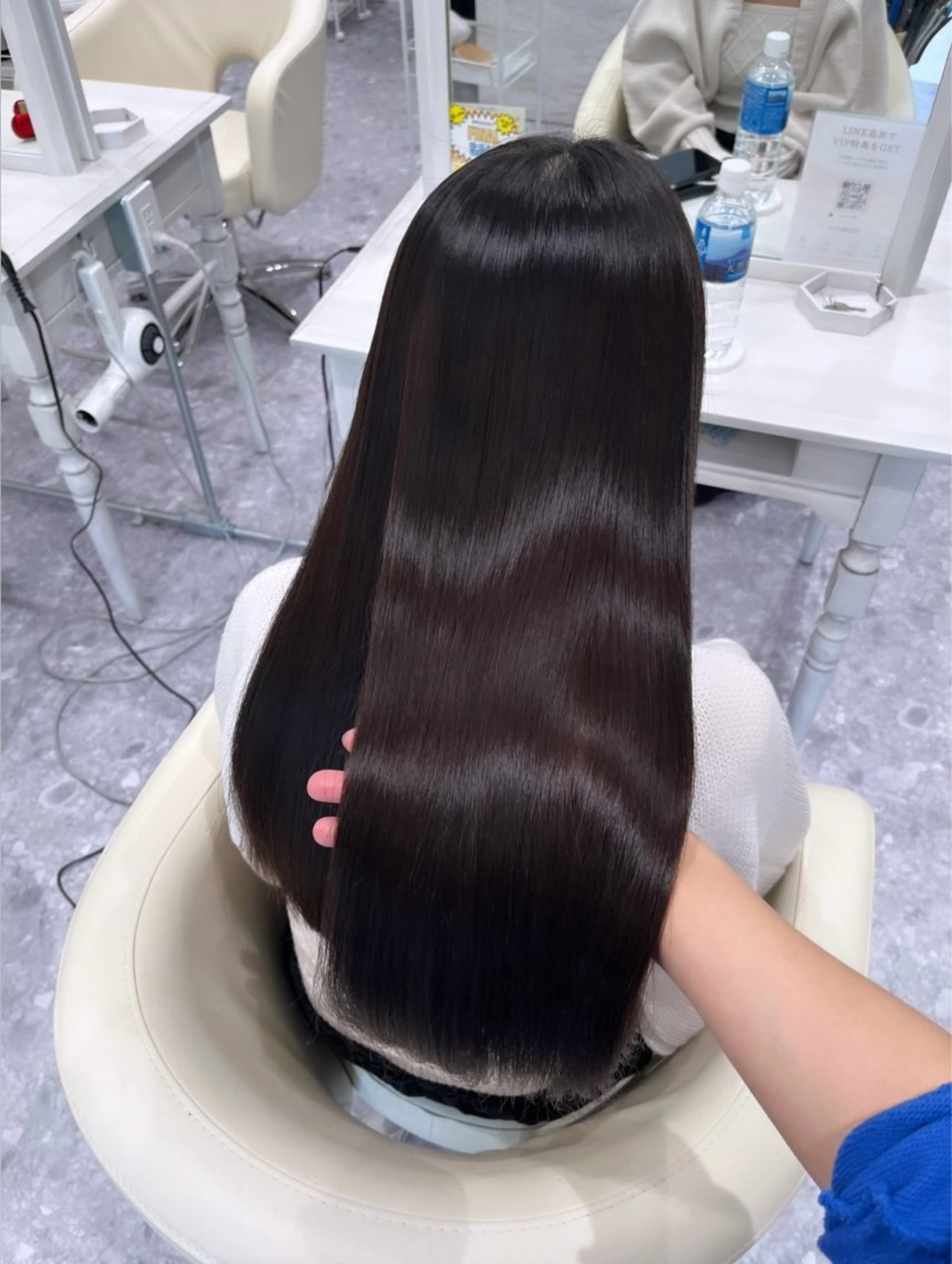 ロング パーマ カット 縮毛矯正 トリートメント 河西 楓のヘアスタイル