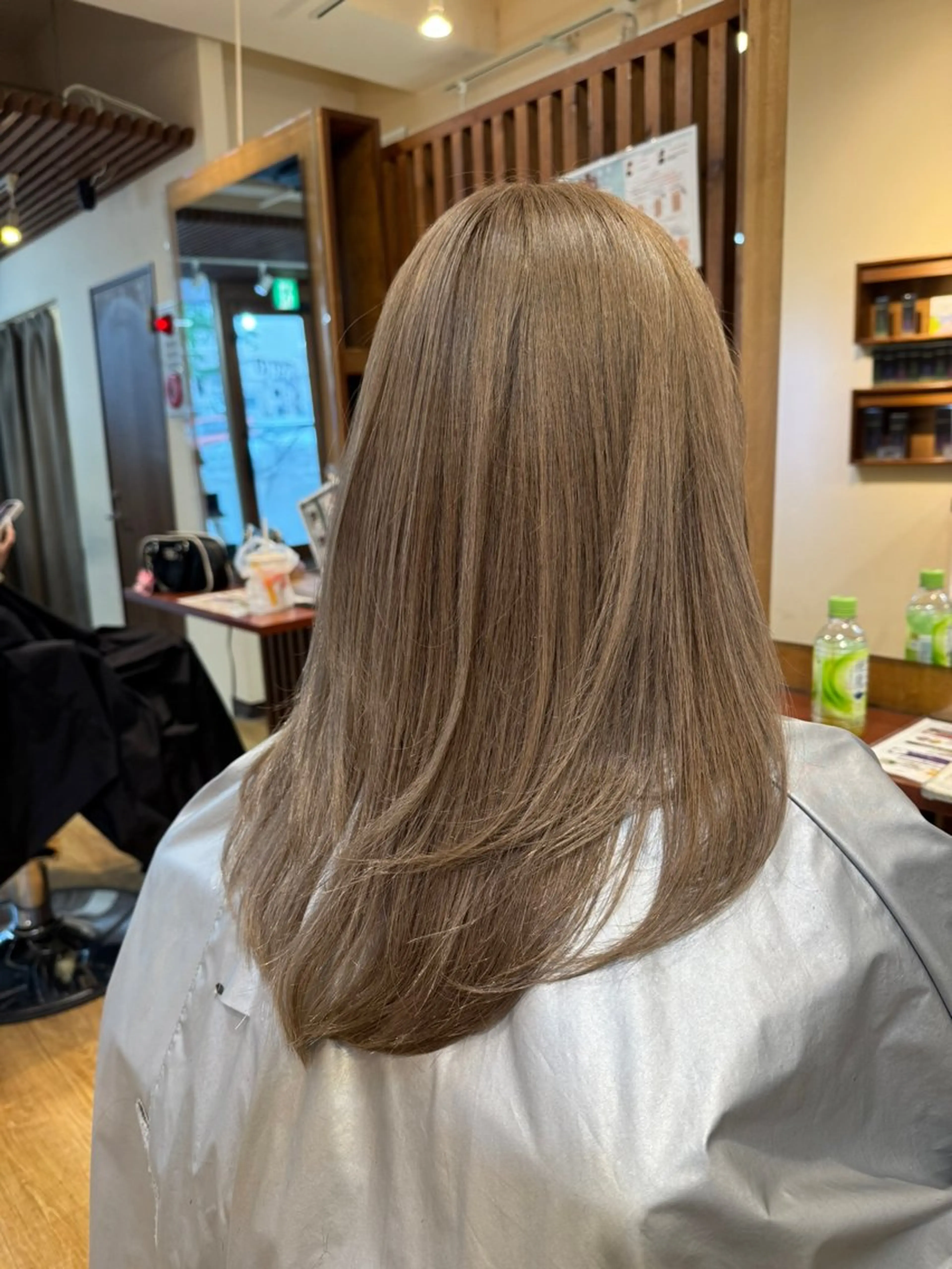 セミロング ヘアカラー ルーツ/ デザイン/ ハイトーン/おこのぎのヘアスタイル