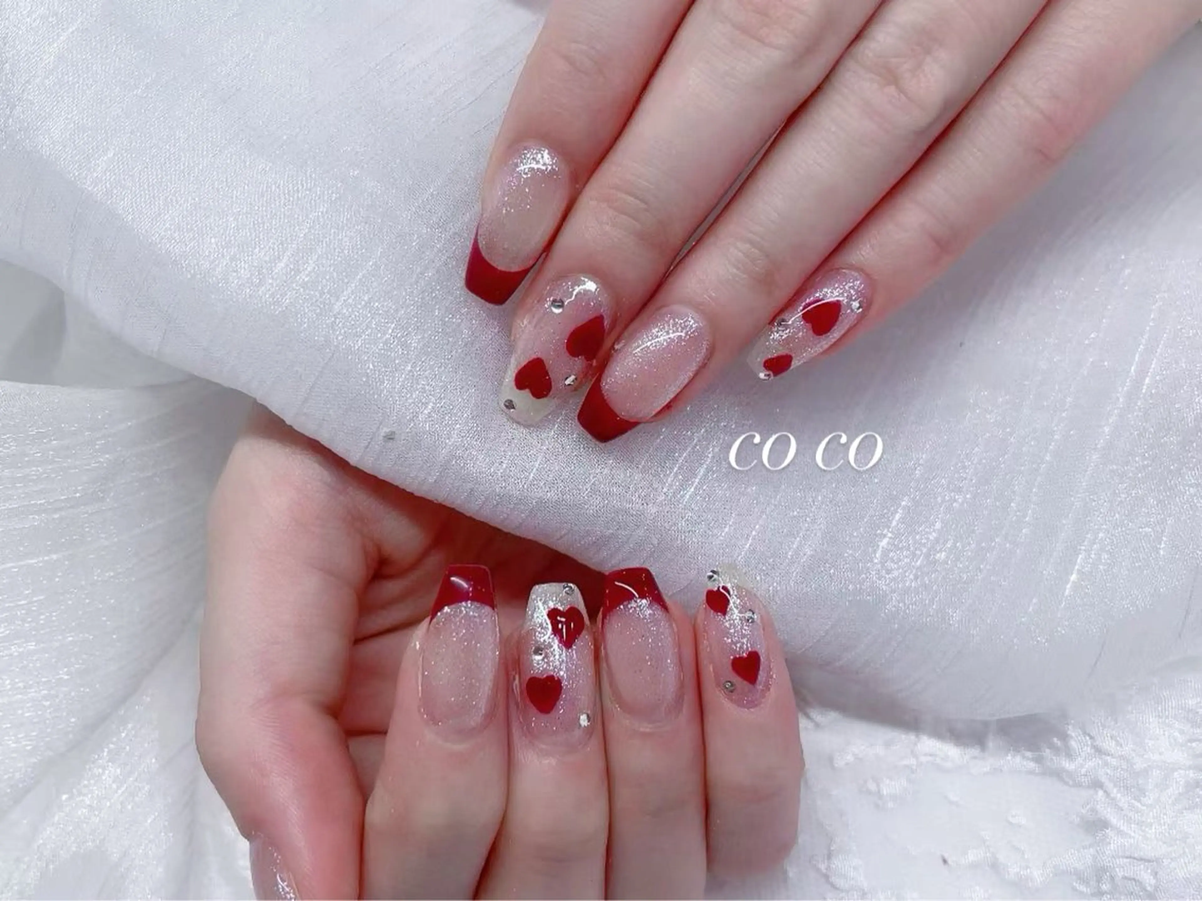 ネイル バレンタイン COCO ネイルのネイルデザイン