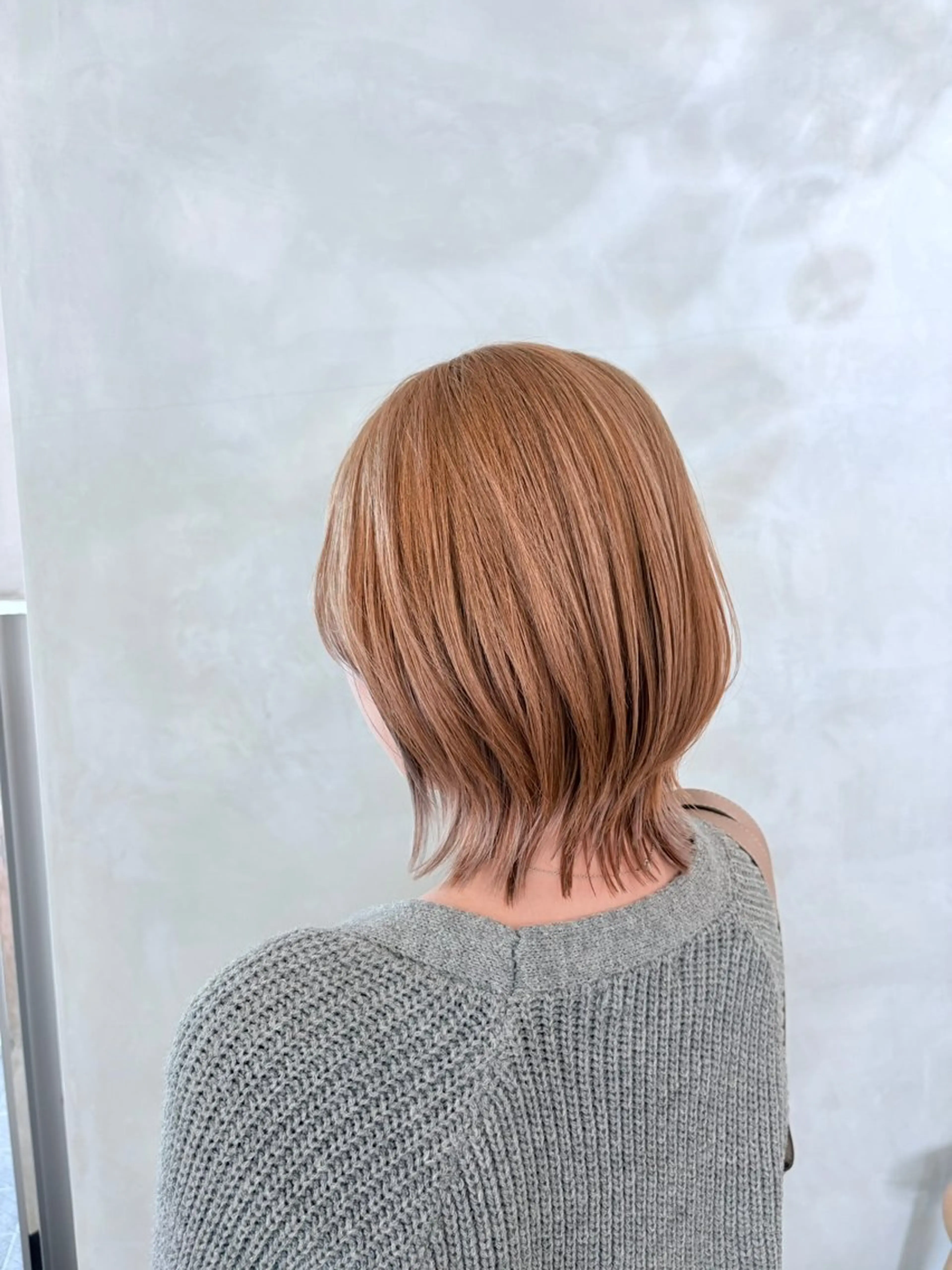 カット+ケアブリーチダブルカラー+内外部補修トリートメントの写真