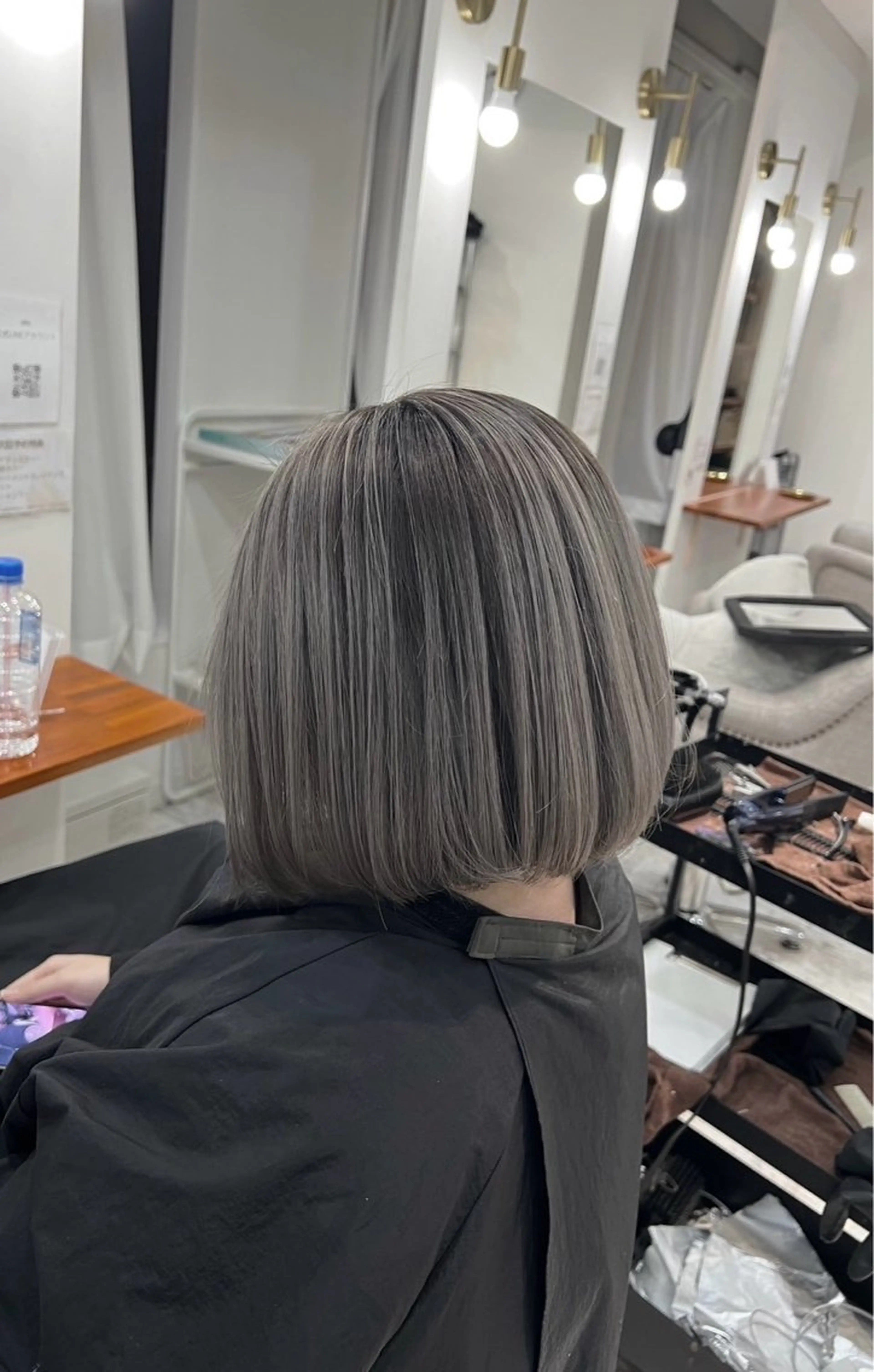 ショート カラー バレイヤージュ グレージュ レイヤーカット ヘアカラー トリートメント ROBIN所属・指名数No.1 /NAOYAのヘアスタイル