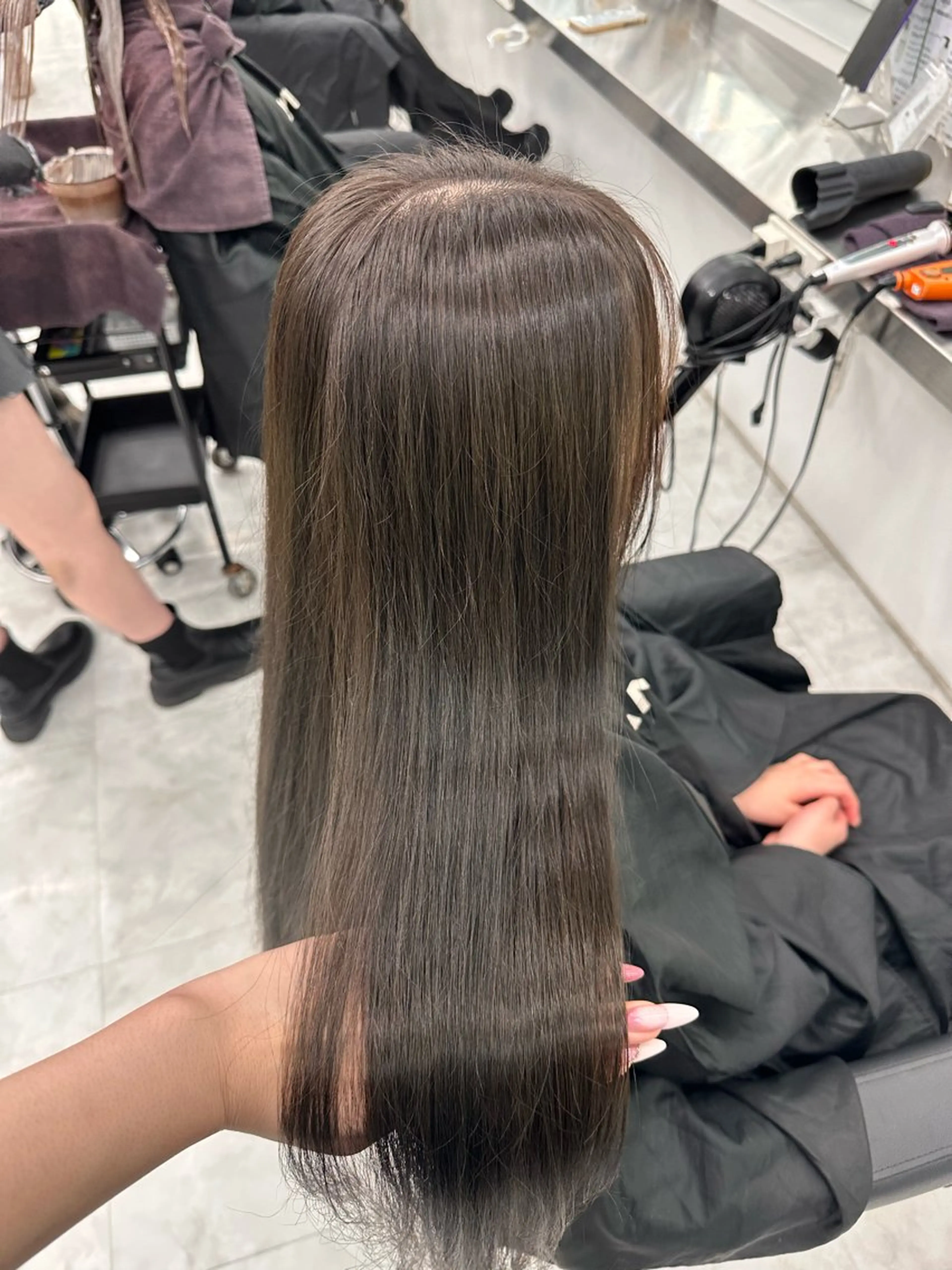 ロング カラー ヘアカラー ヘアセット 上品モテヘア🩶 karen🩶のヘアスタイル