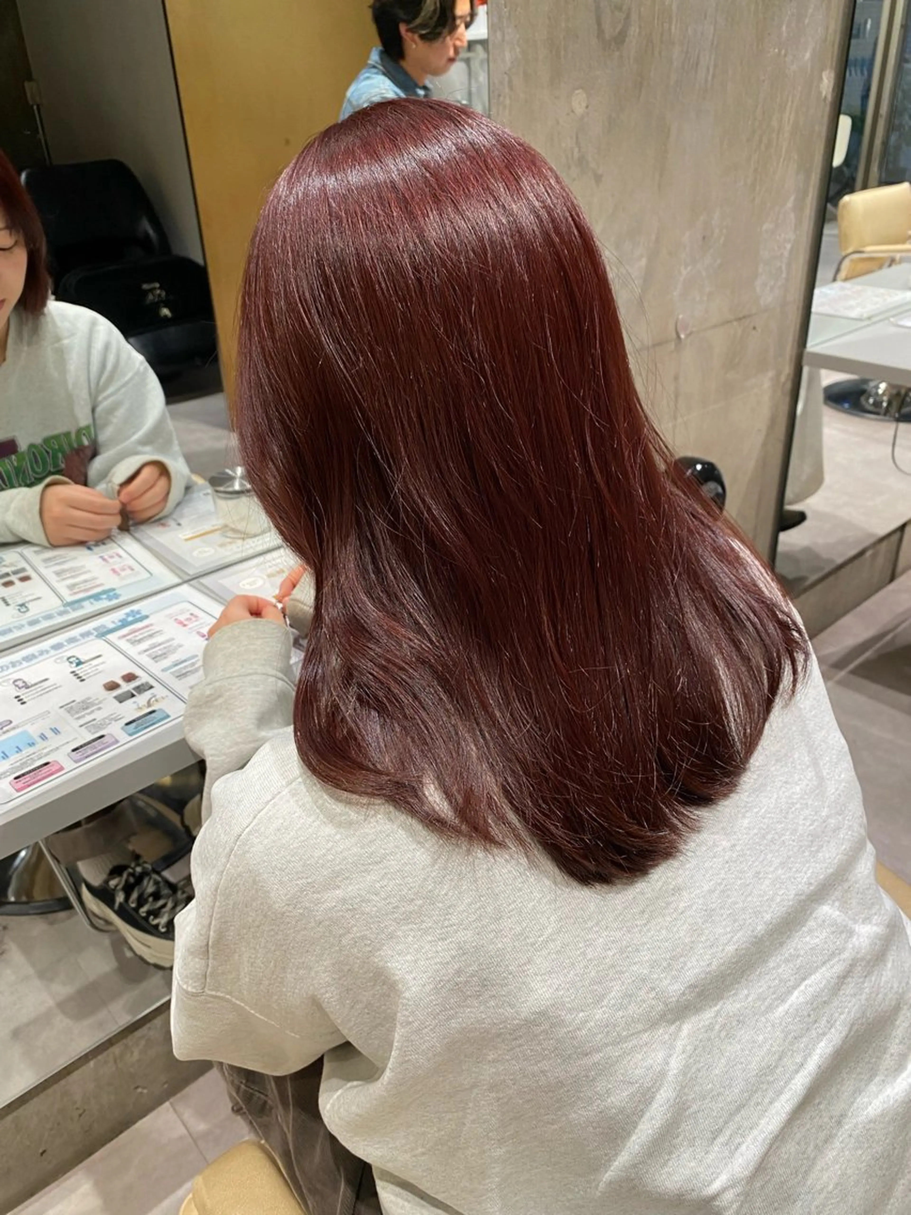 セミロング ヘアカラー mina🪐立川駅/ 無料ショートカットのヘアスタイル