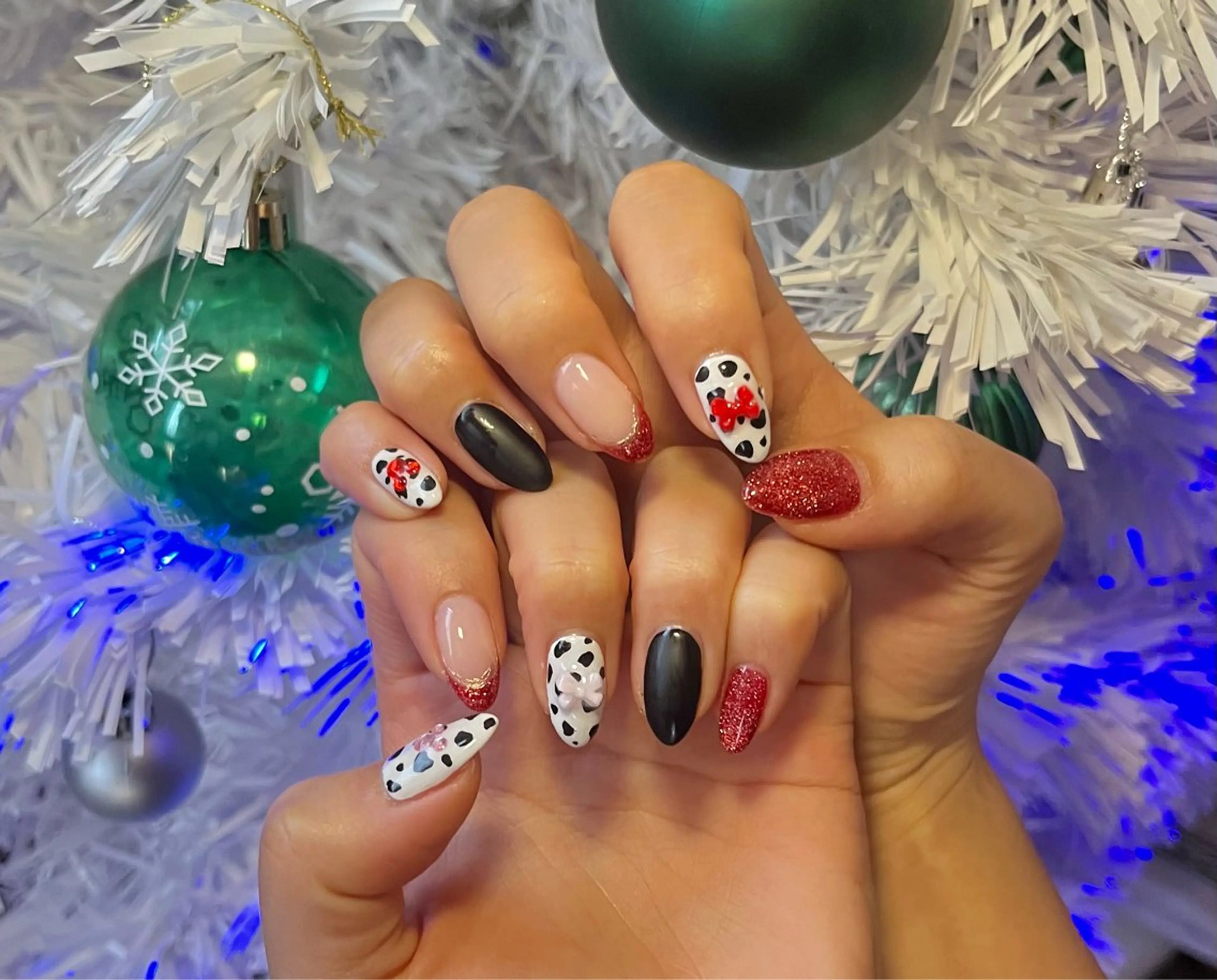 ネイル PLUTON sara🩶のマツエク・マツパデザイン