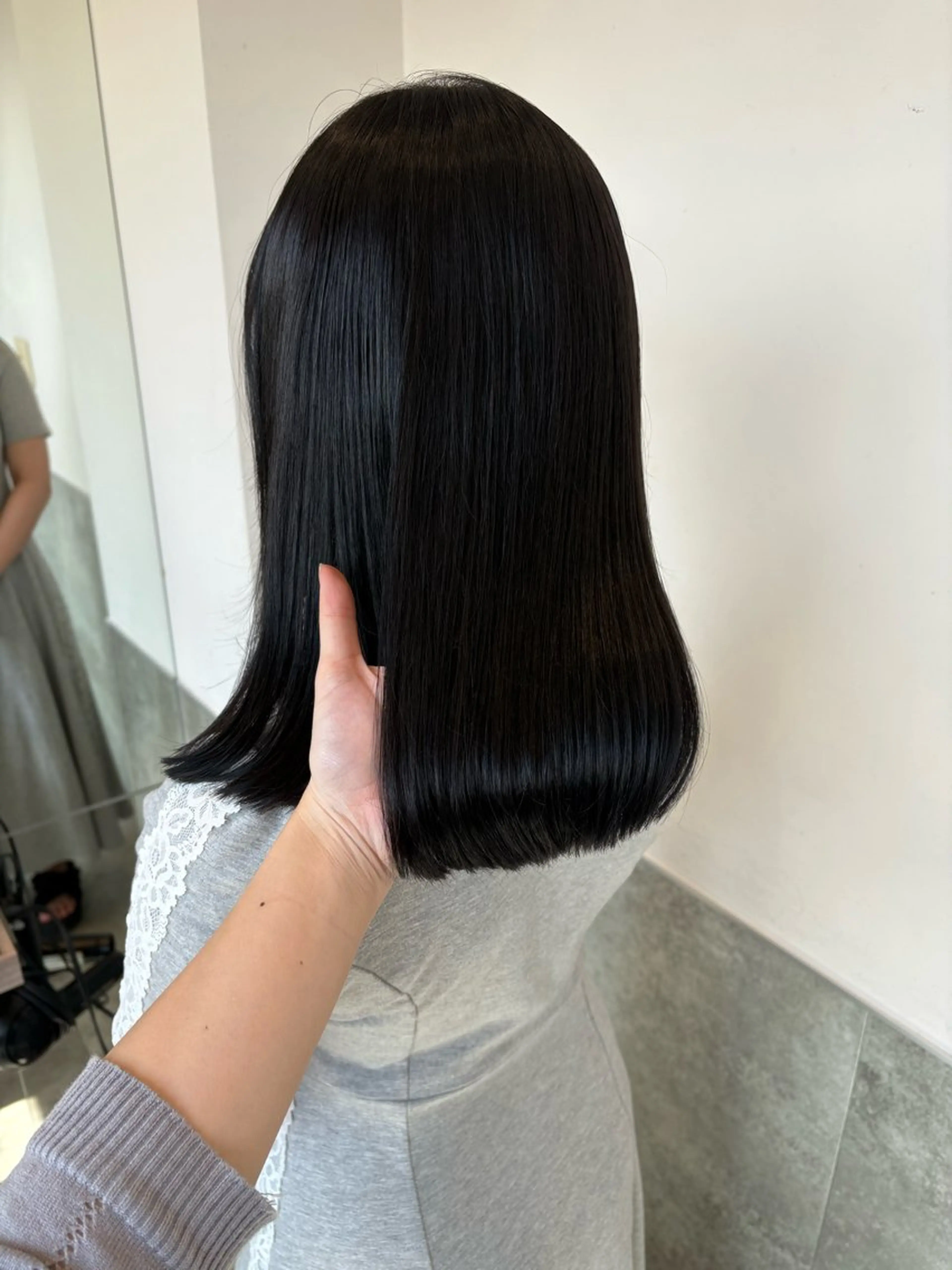 ミディアム カット ヘアカラー mao | 柔らか艶カラー🫧のヘアスタイル