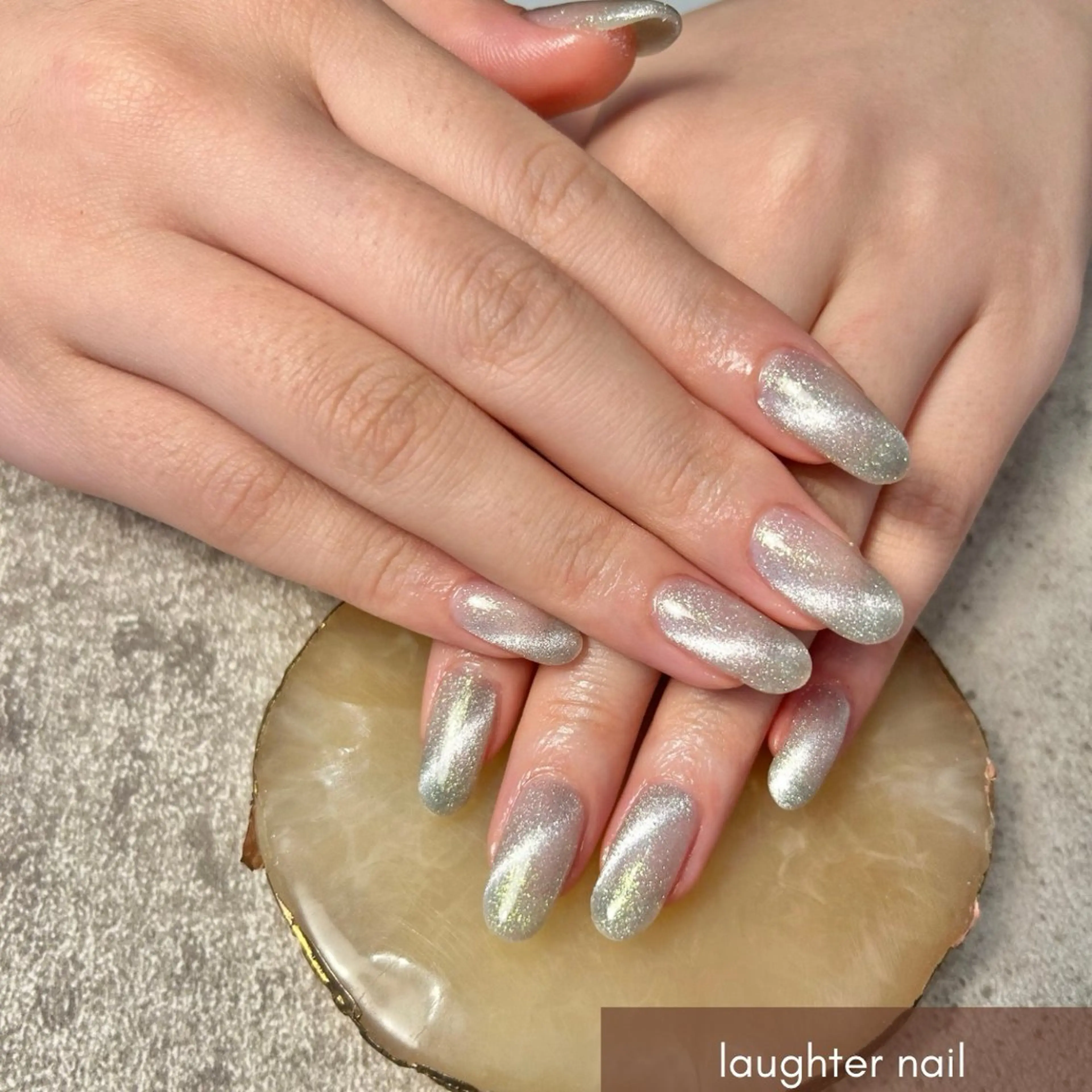 ネイル アートネイル ジェルネイル キラキラネイル マグネットネイル ワンカラーネイル ハンドネイル laughter nailのネイルデザイン