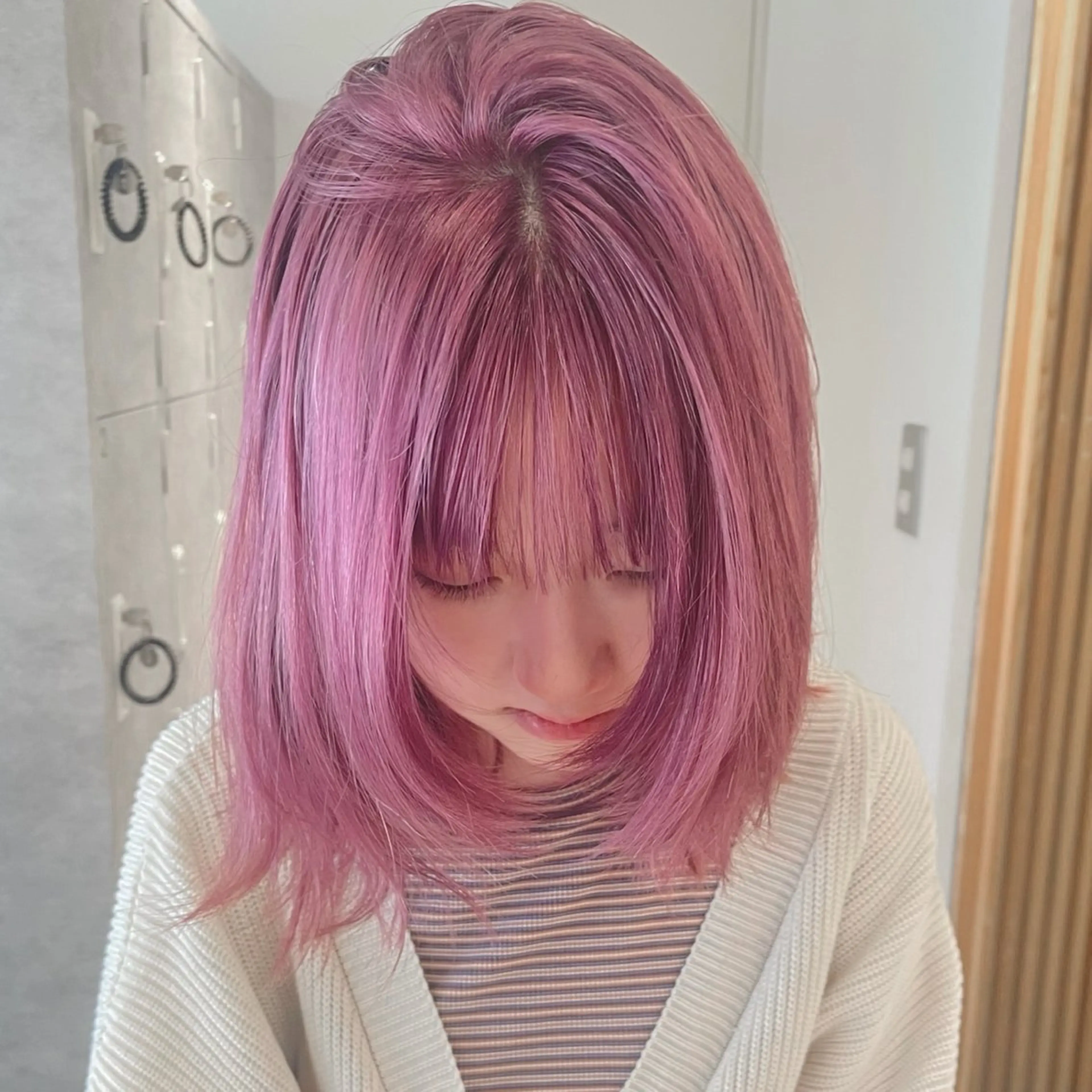 ミディアム カラー ブリーチ ケアブリーチ ダブルカラー ハイトーンカラー ラベンダーカラー ヘアカラー ダブルカラー,透け カラーHINARIのヘアスタイル