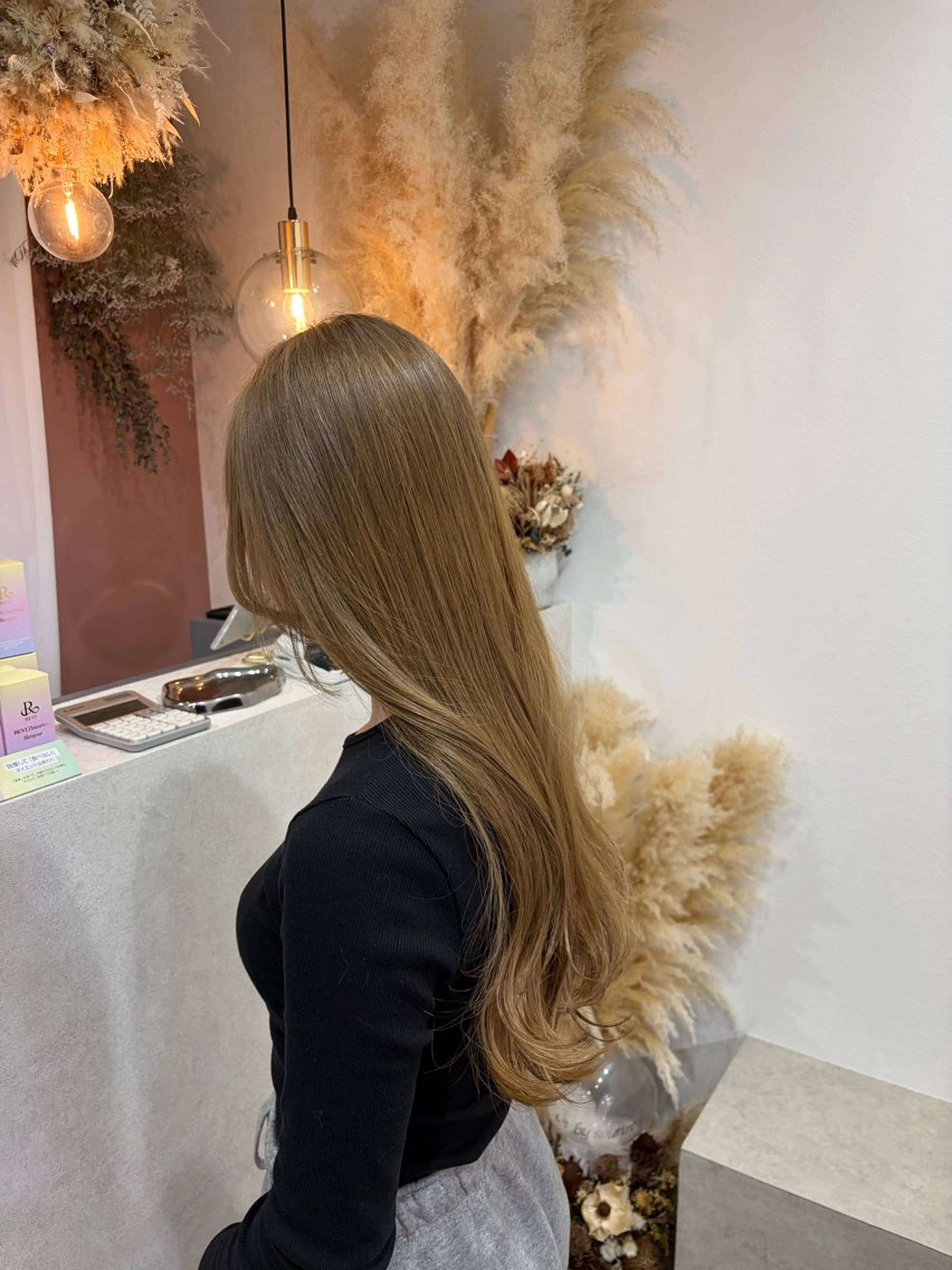 ロング カラー ヘアカラー yuumi 👱🏻‍♀️のヘアスタイル
