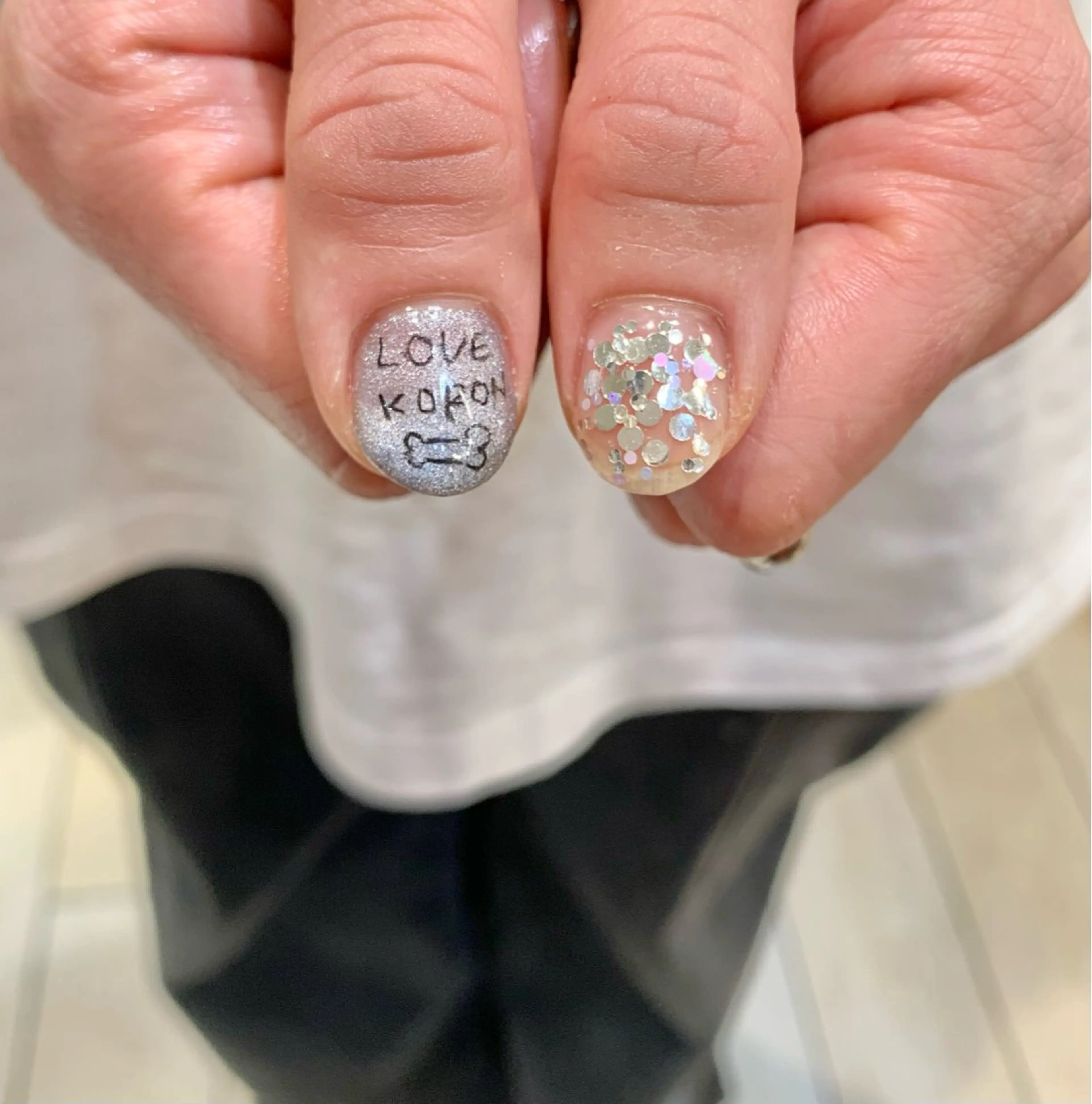 ネイル ワンカラーネイル chika .のネイルデザイン