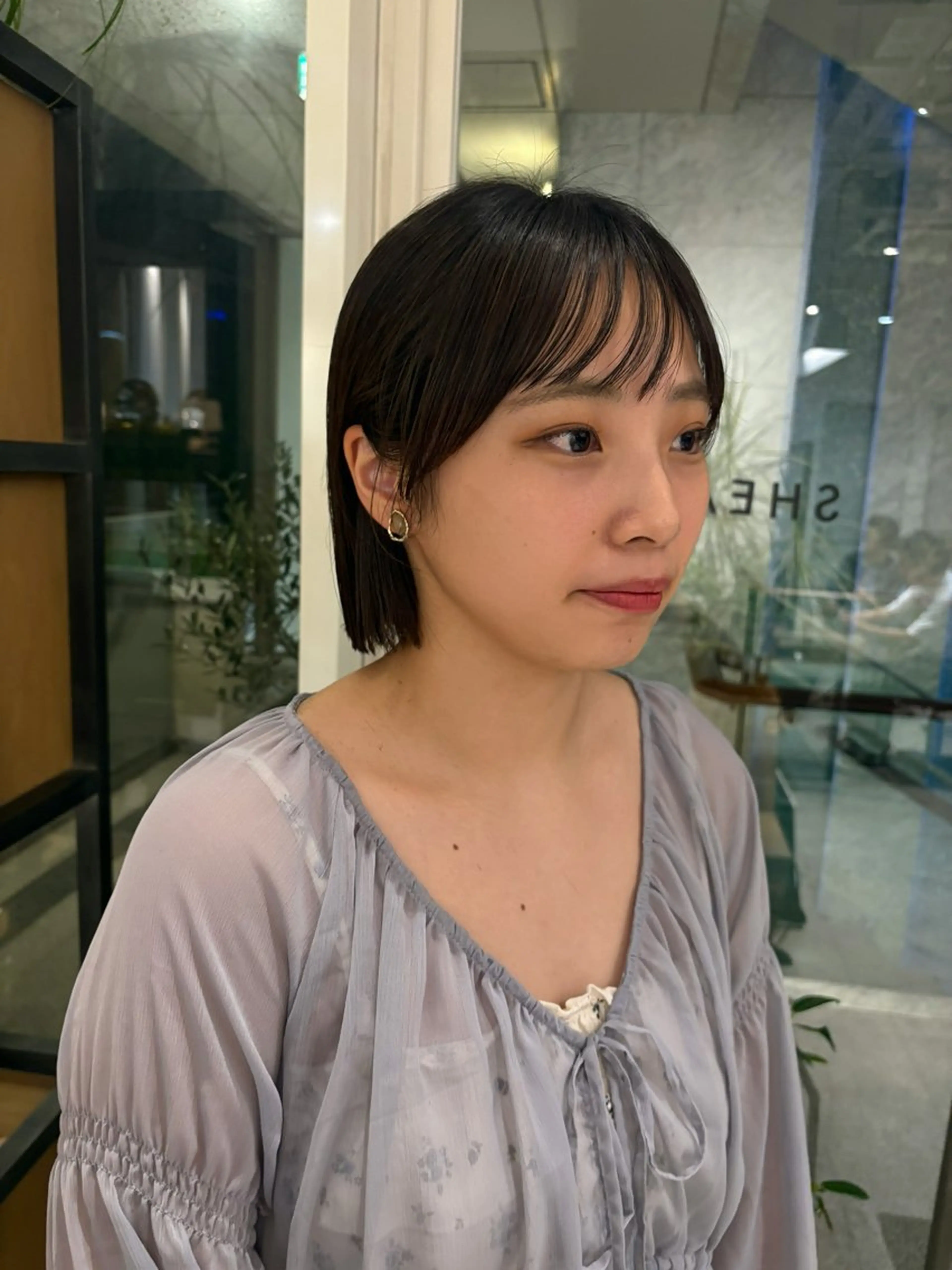 ミディアム カット 似合わせカット 奥村陽花のヘアスタイル