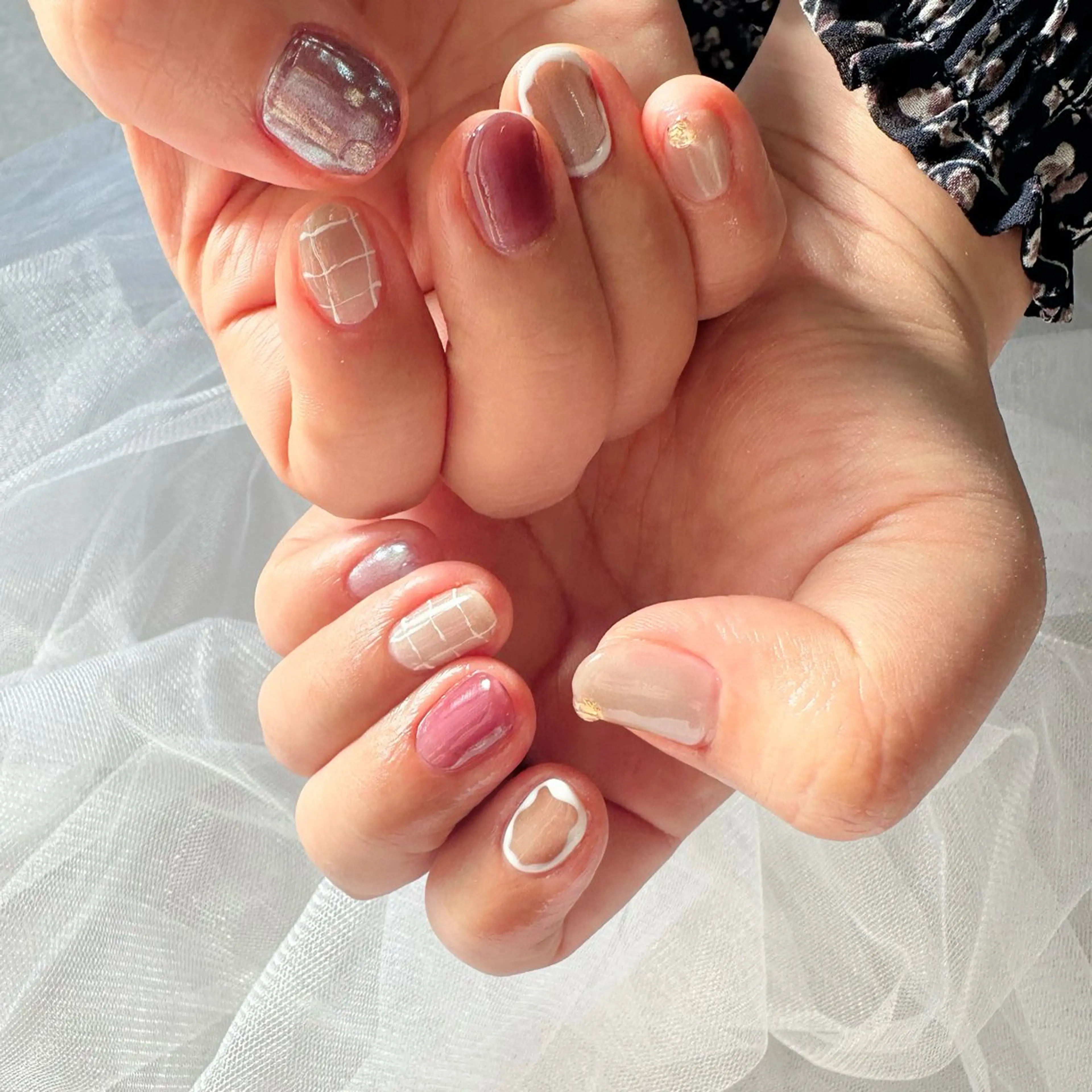 ネイル 氷ネイル・うるうるネイル 韓国ネイル ミラーネイル ニュアンスネイル 冬ネイル 🪞KAPE NAIL 🪞のネイルデザイン