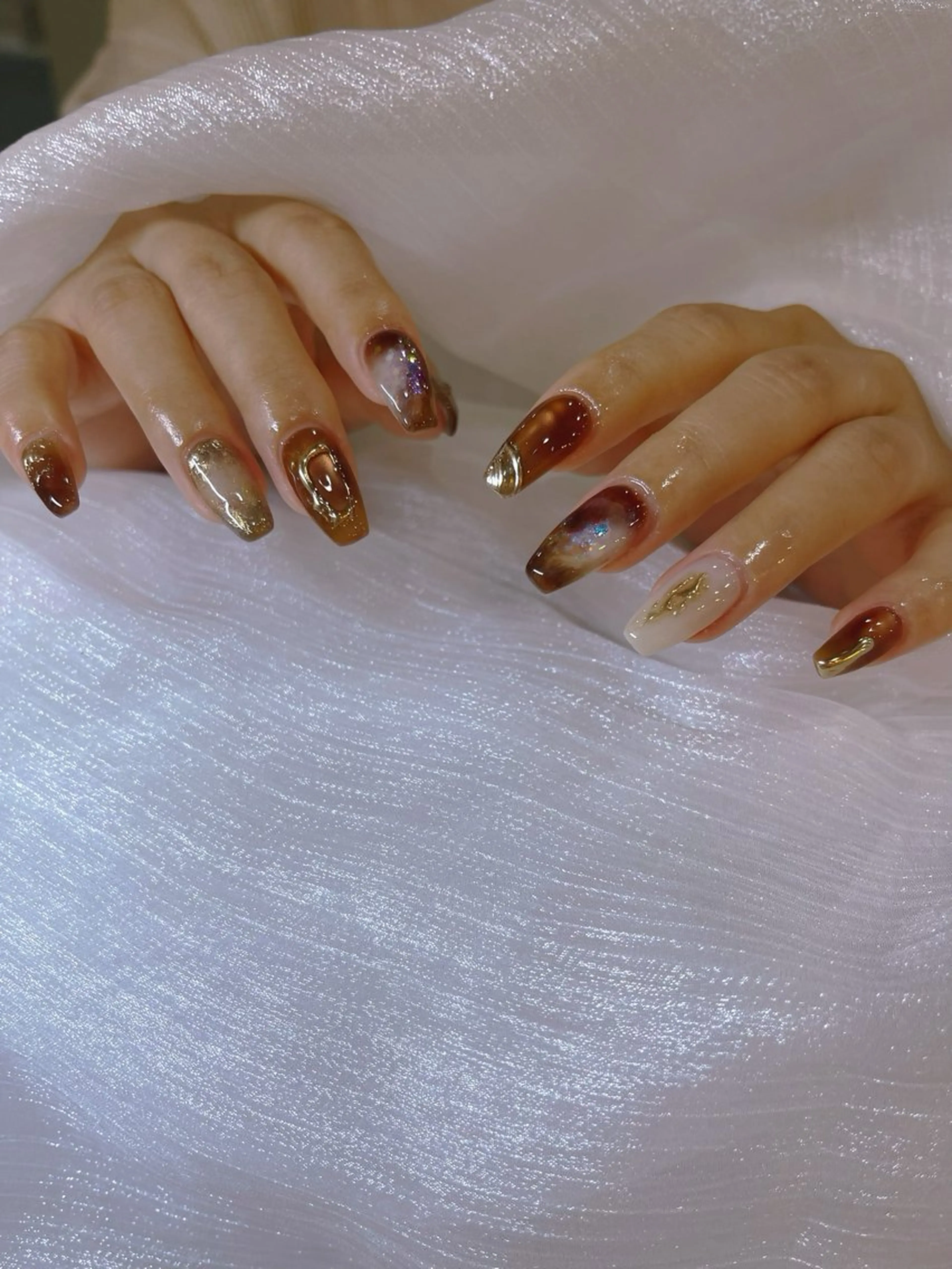 ネイル MQueen ネイルサロンマルのネイルデザイン