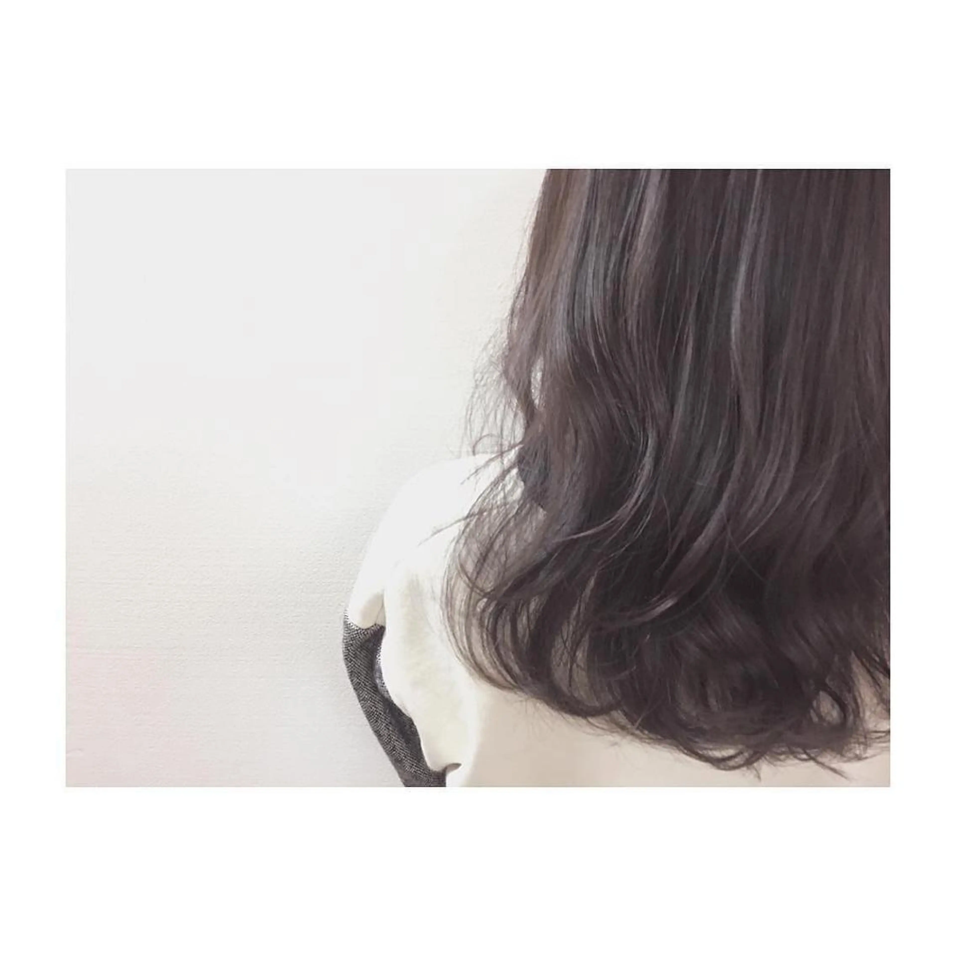 ミディアム カラー 透明感カラー ハイライトカラー イルミナカラー ハイライト 長井 徹行のヘアスタイル