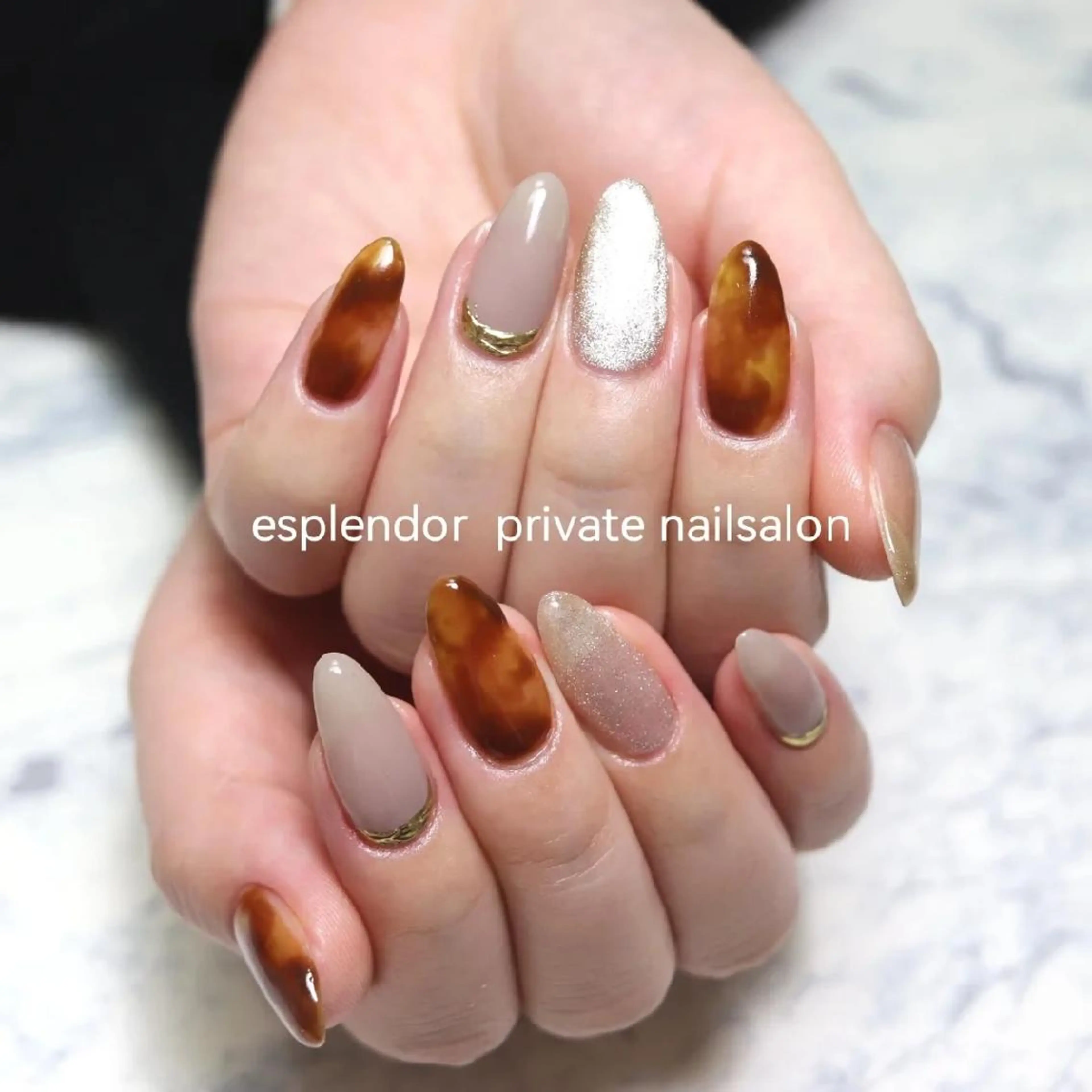 ネイル べっ甲ネイル マグネットネイル ニュアンスネイル esplendor  エスプレンドル所属・esplendor  小野寺のネイルデザイン