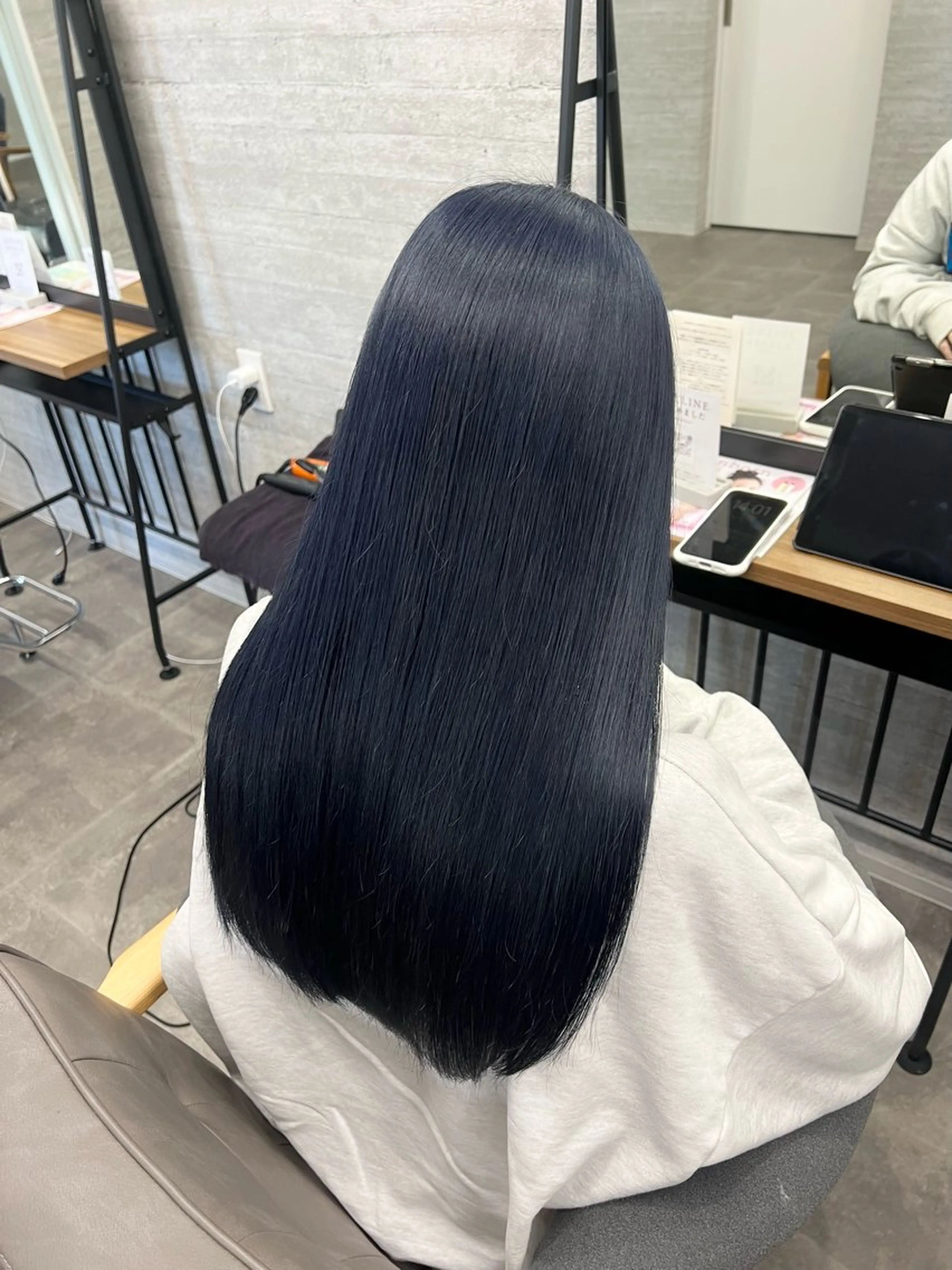 カラー ヘアカラー トリートメント ★PALO/ ANNA★のヘアスタイル