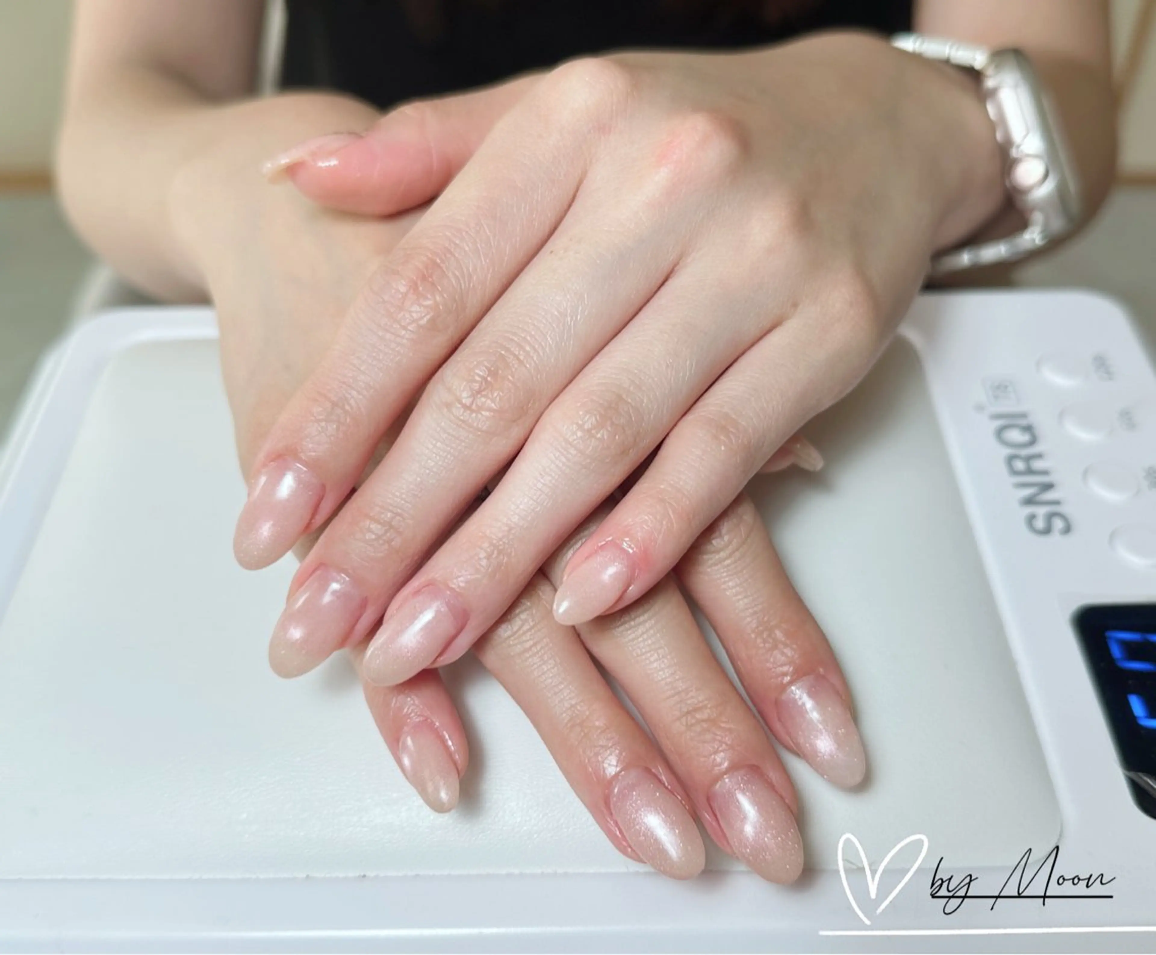 ネイル シンプルネイル Moon Nailsのネイルデザイン