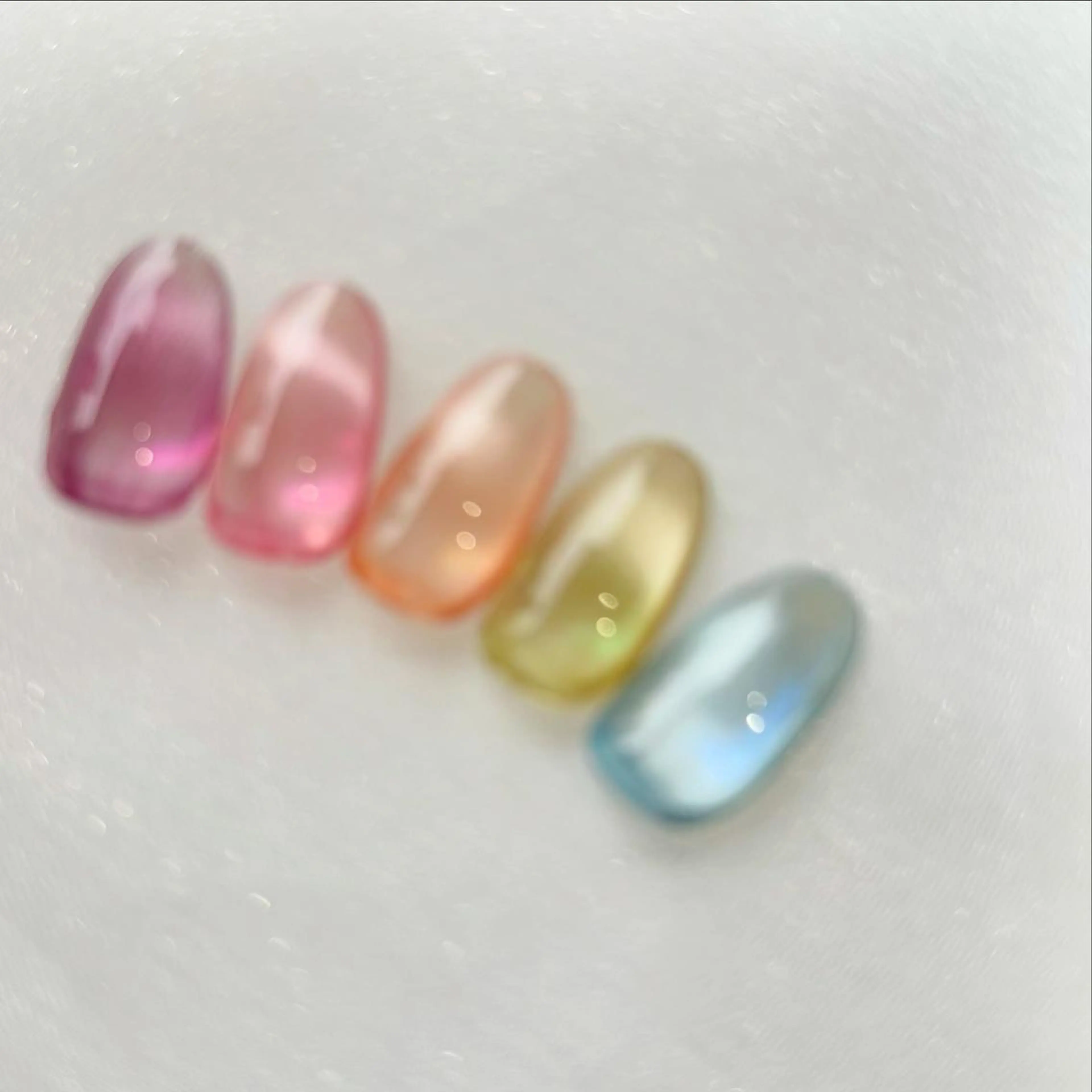 ネイル ハンドネイル フットネイル lili.nail y2k/長さ出しのネイルデザイン
